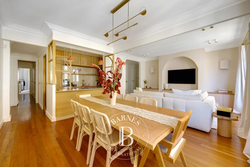 Paris 16 - Trocadéro - 2 chambres - Balcon