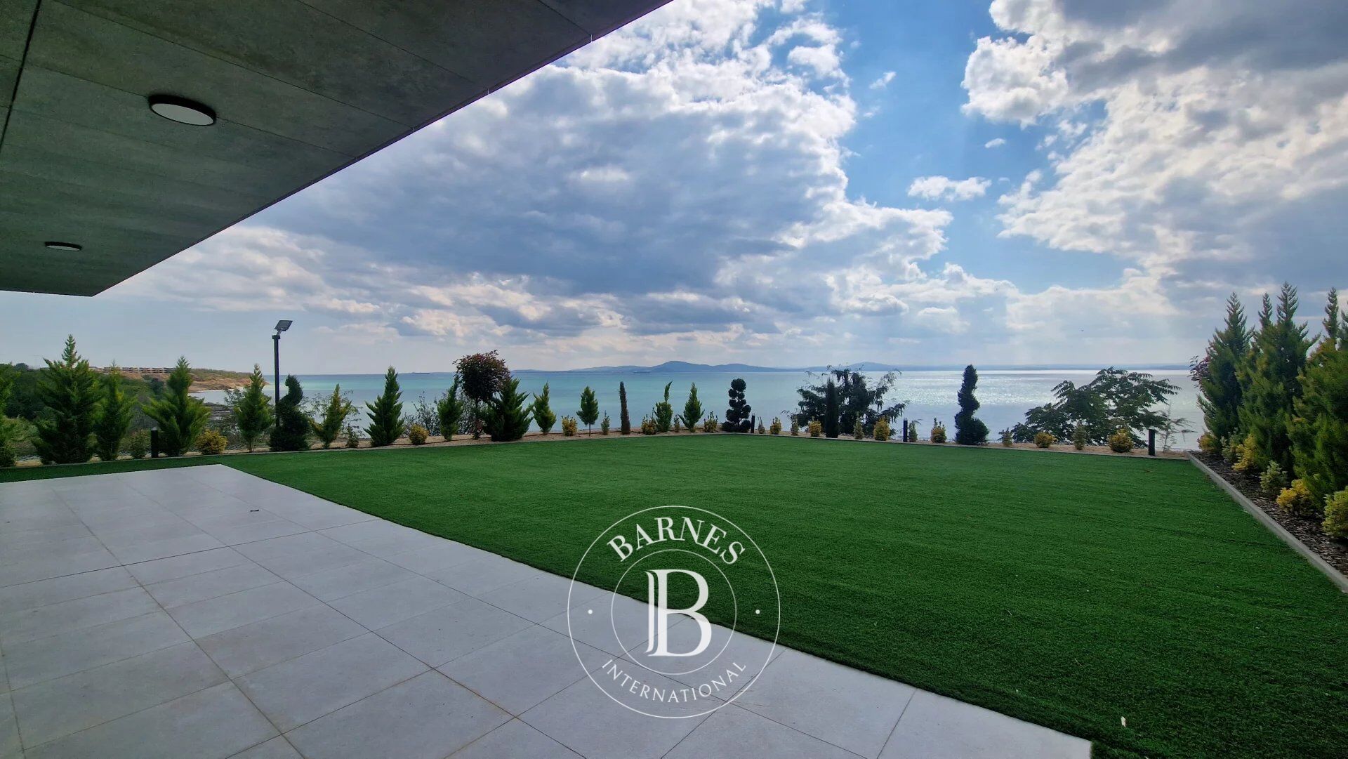 Maison Burgas - picture 3