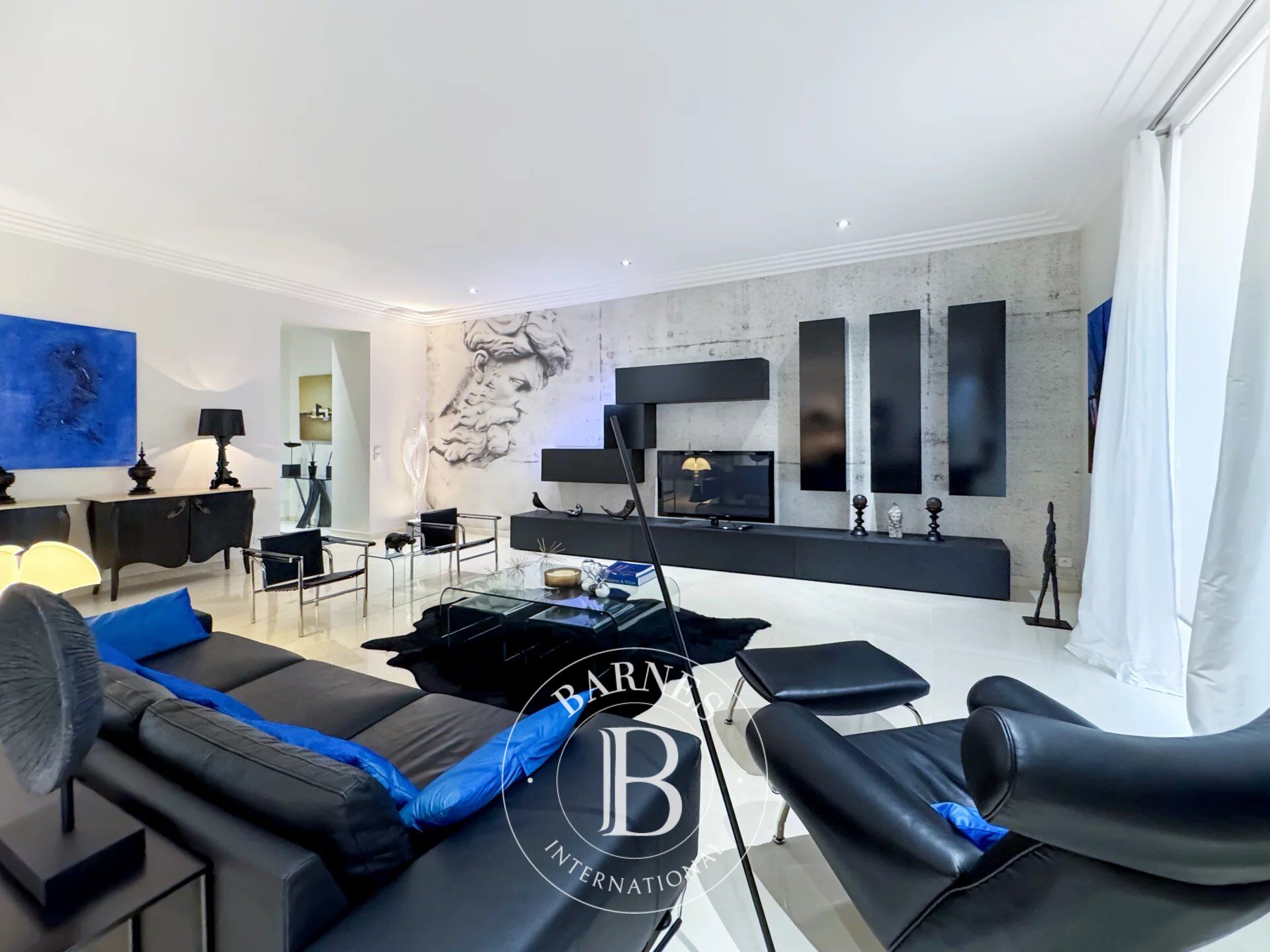 BARNES CHAMBÉRY – EXCLUSIVITÉ – CENTRE-VILLE / GARE – APPARTEMENT RÉNOVÉ HAUT DE GAMME 147m² - picture 1