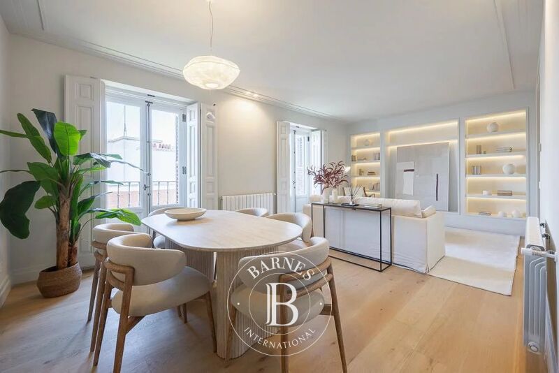 Appartement de luxe rénové à Justicia