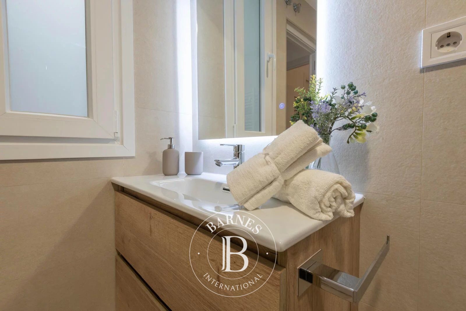 Daire Madrid - picture 12