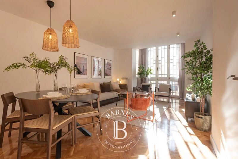 Excellente investissement, rénové, étage élevé à Chamberí