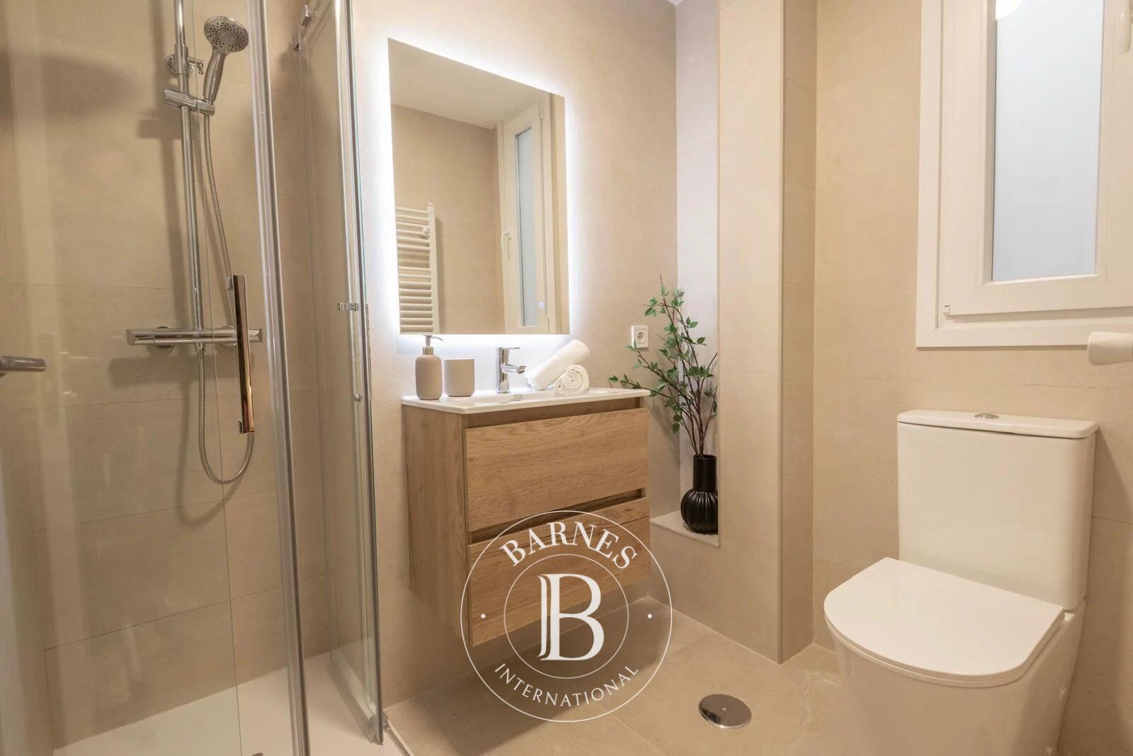 Daire Madrid - picture 20