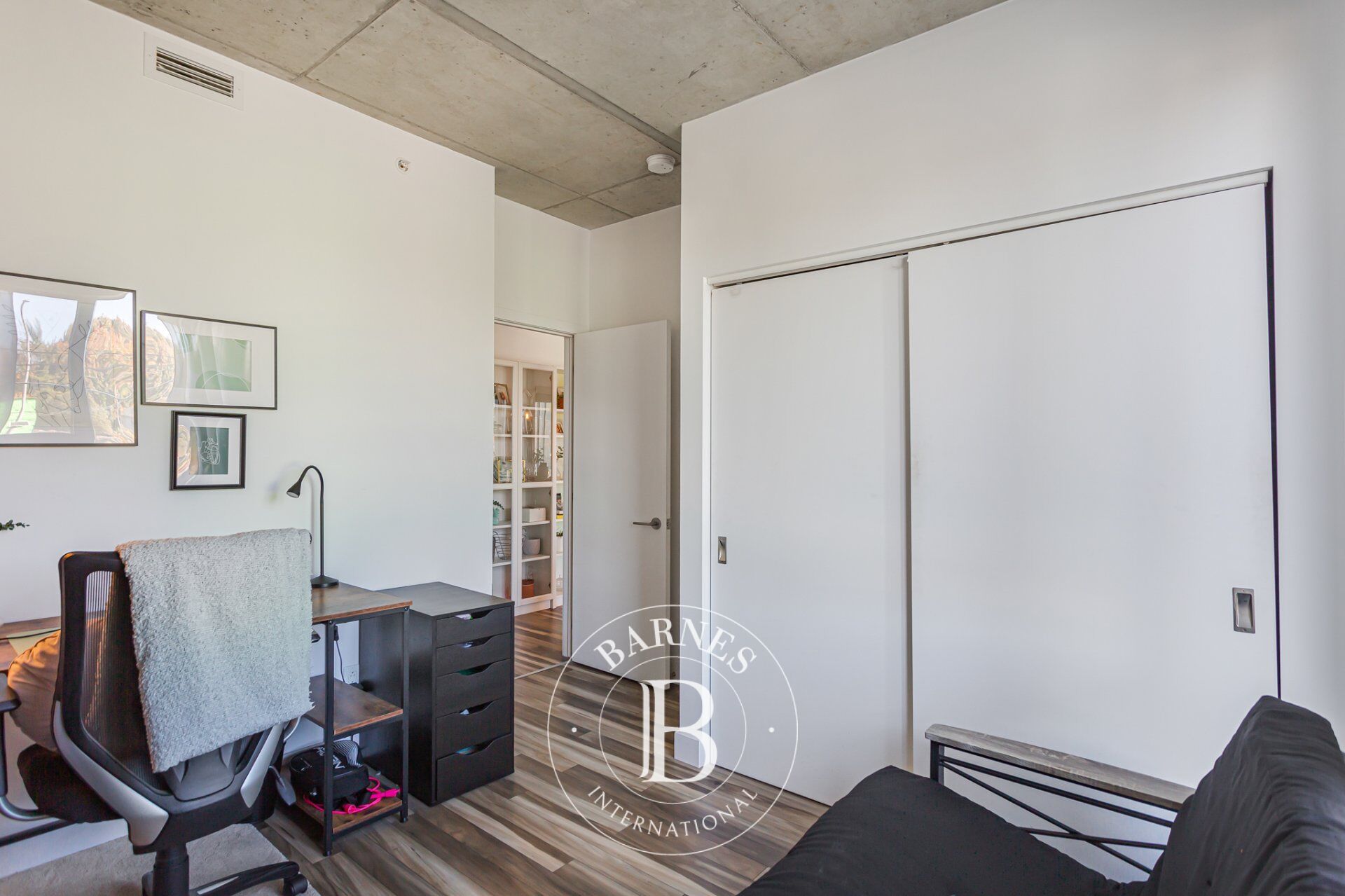 Daire Pointe-Claire - picture 15