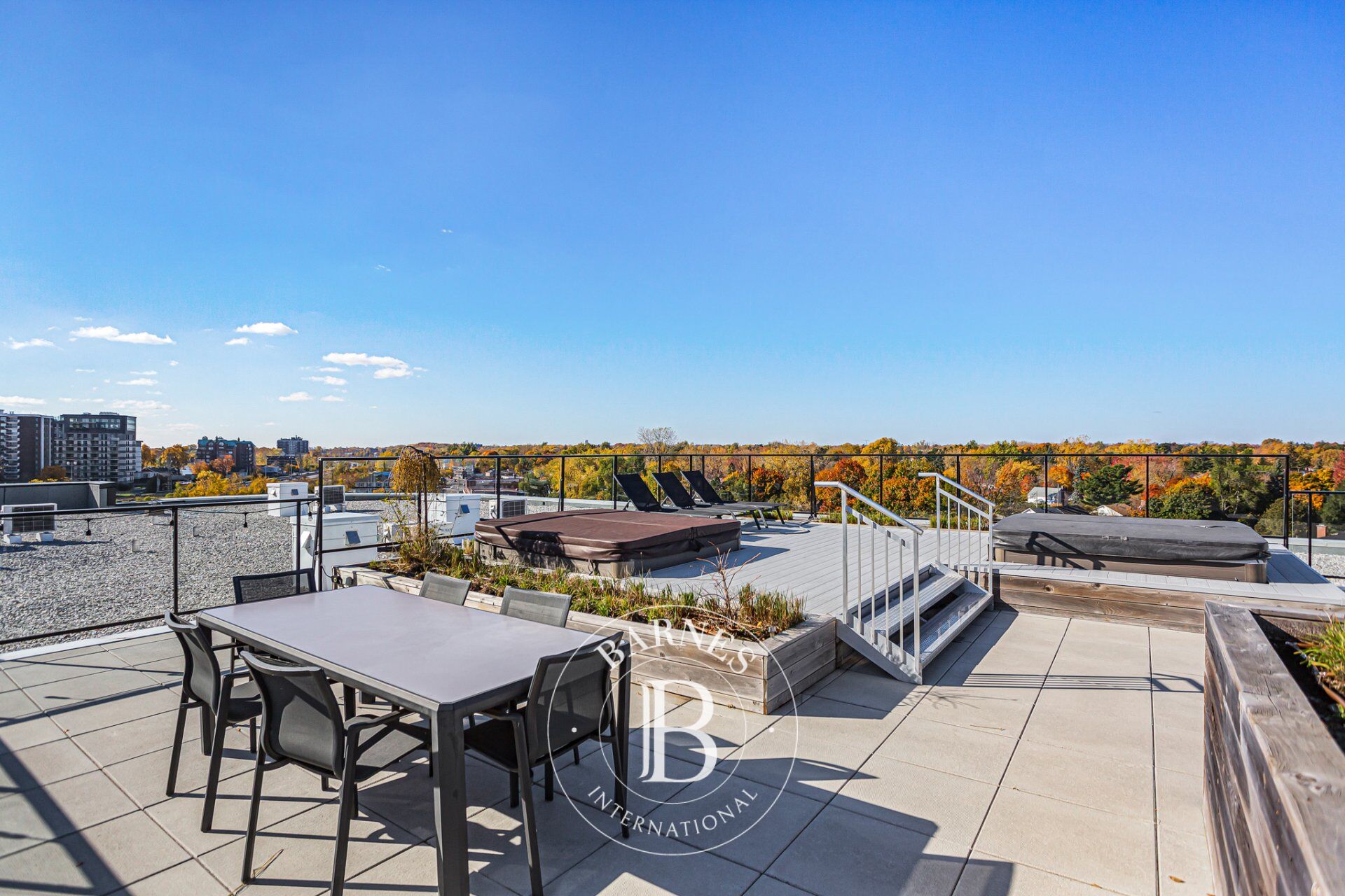 Daire Pointe-Claire - picture 25