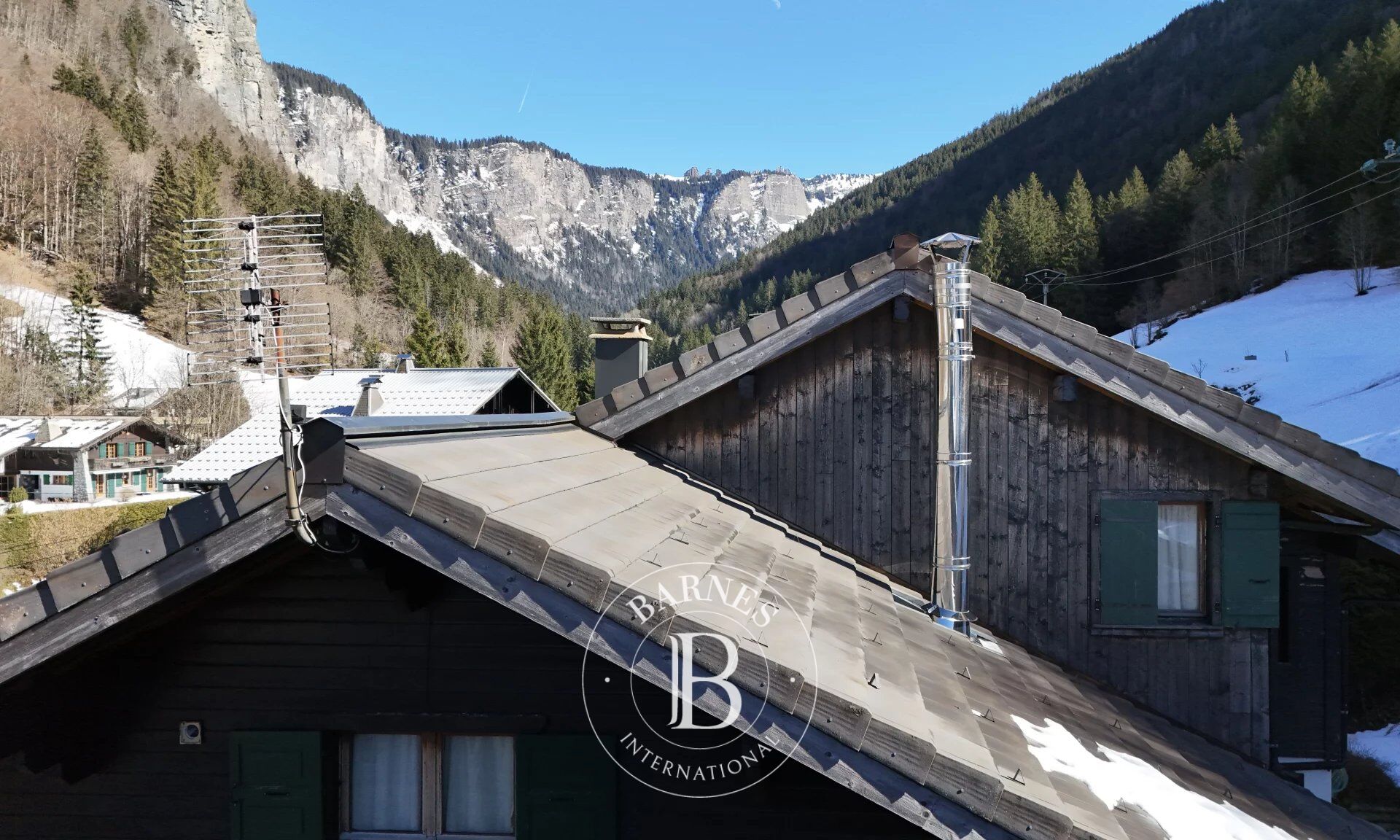 Chalet Morzine - picture 3