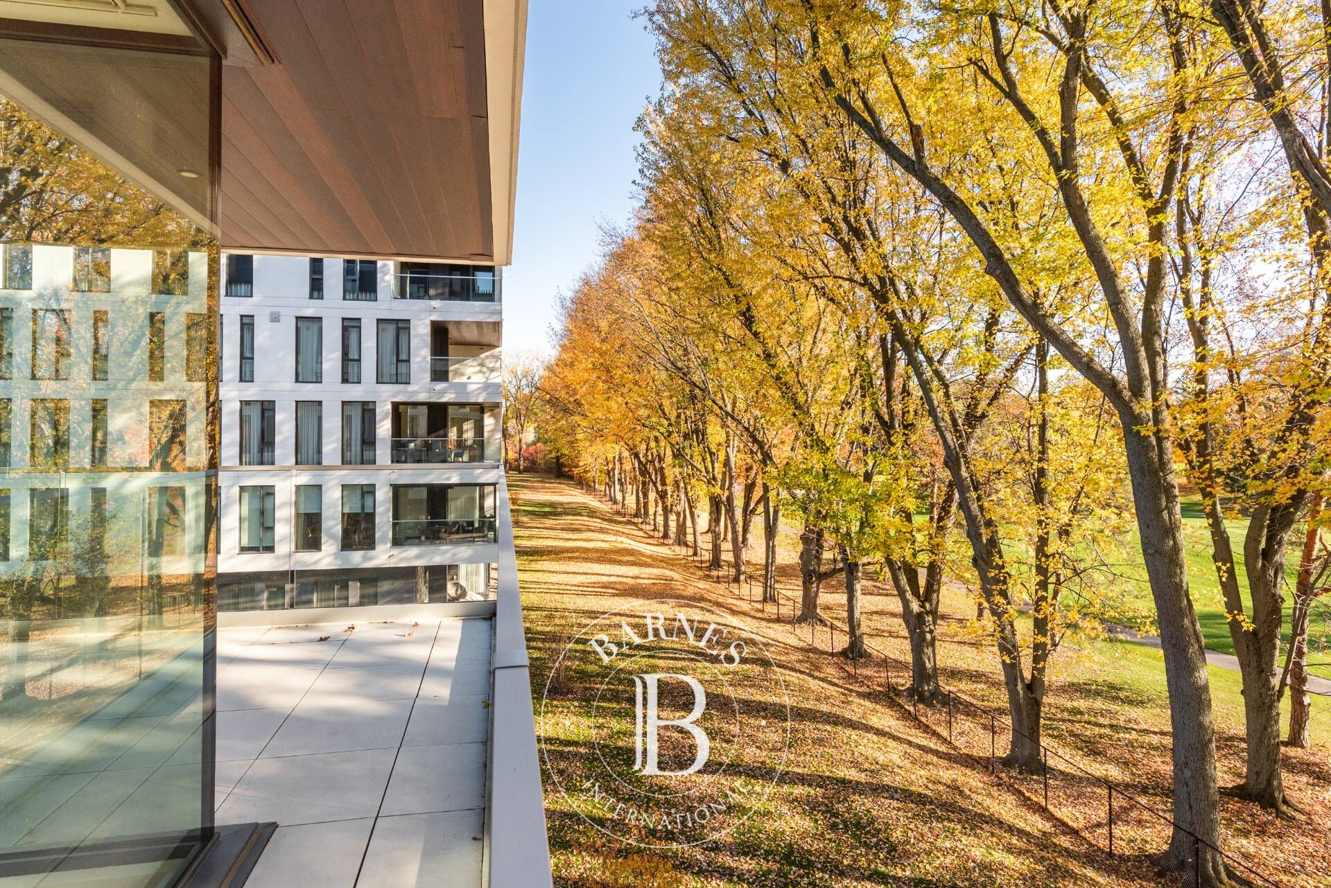 Daire Laval (Laval-sur-le-Lac) - picture 21