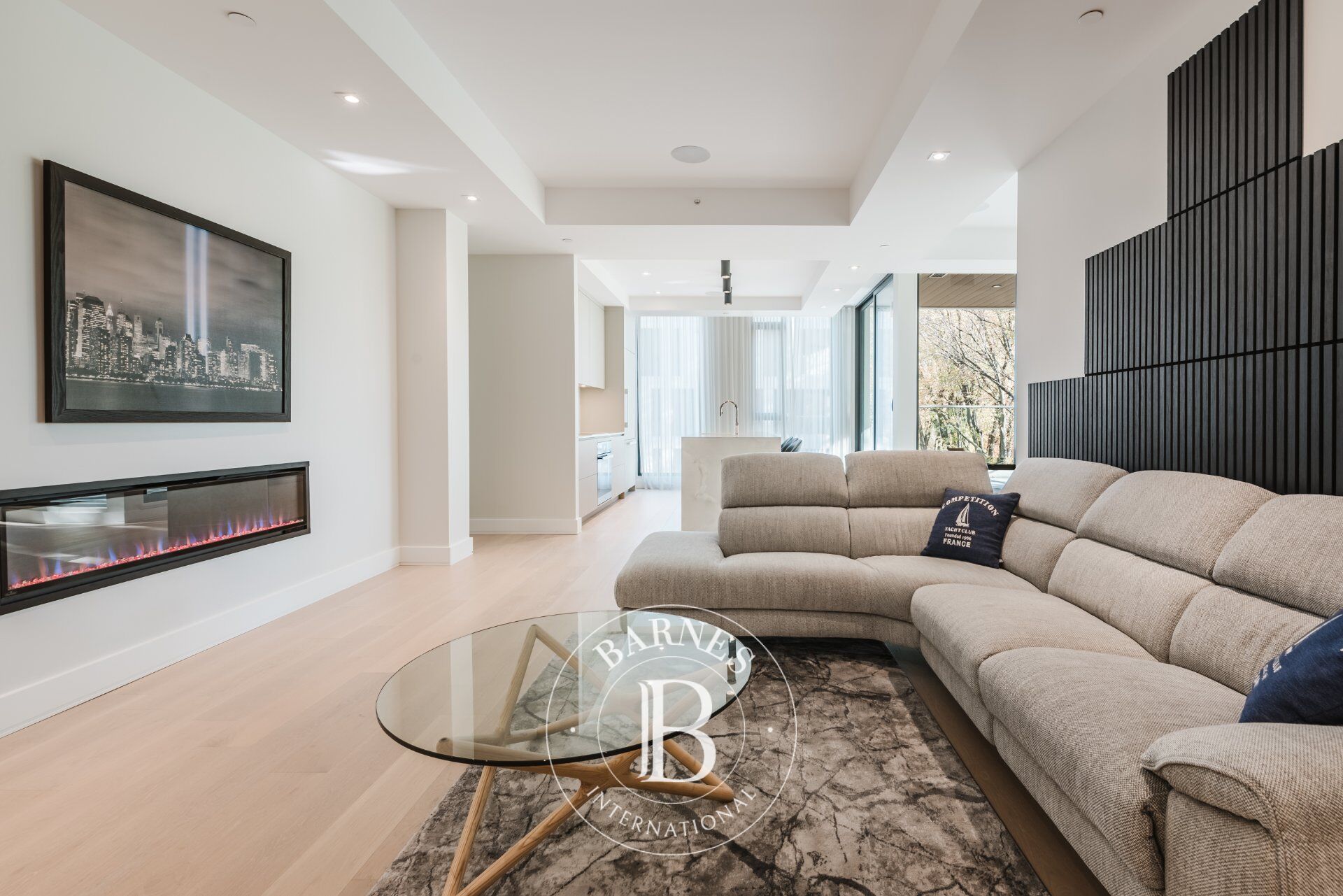 Daire Laval (Laval-sur-le-Lac) - picture 6