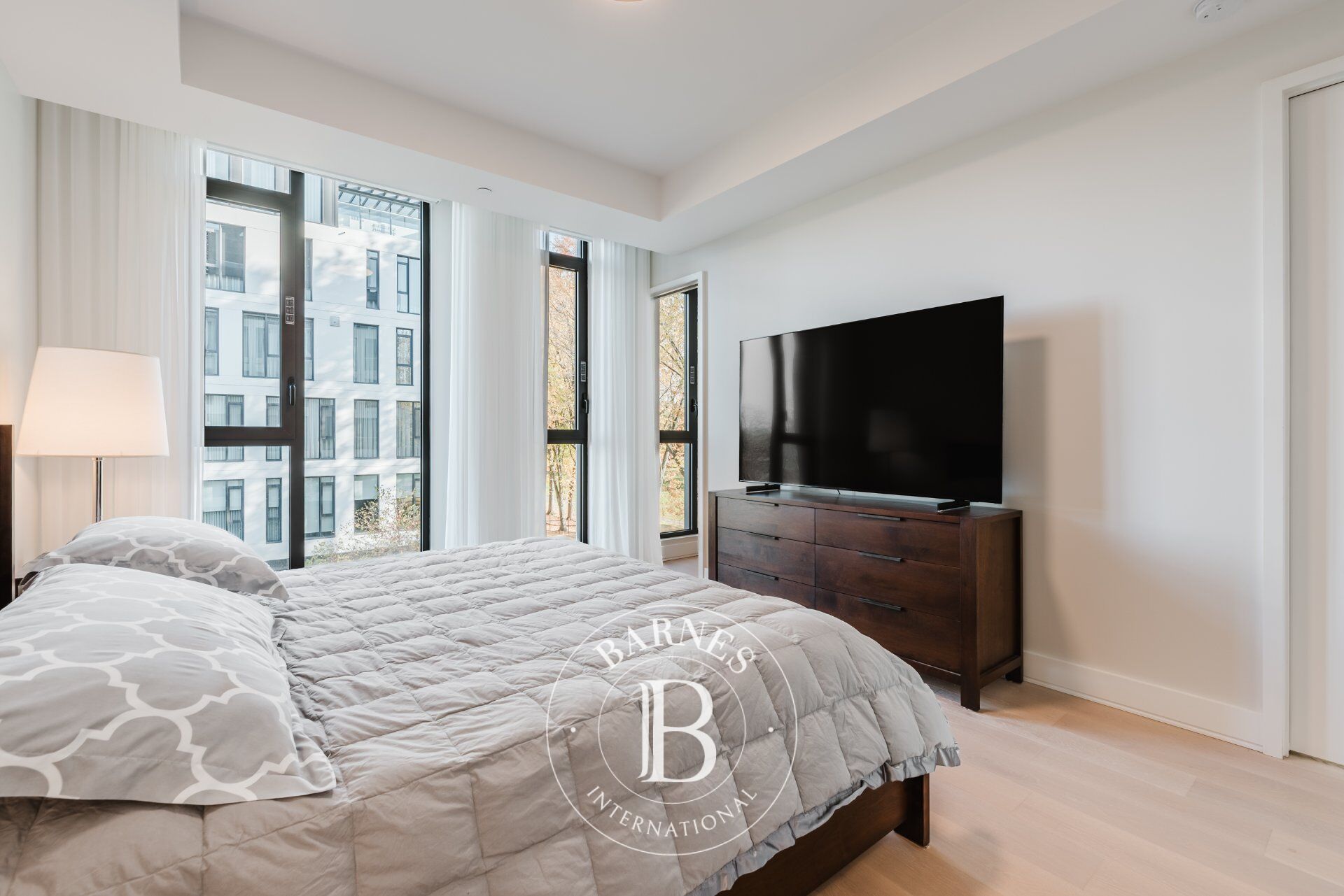 Daire Laval (Laval-sur-le-Lac) - picture 11