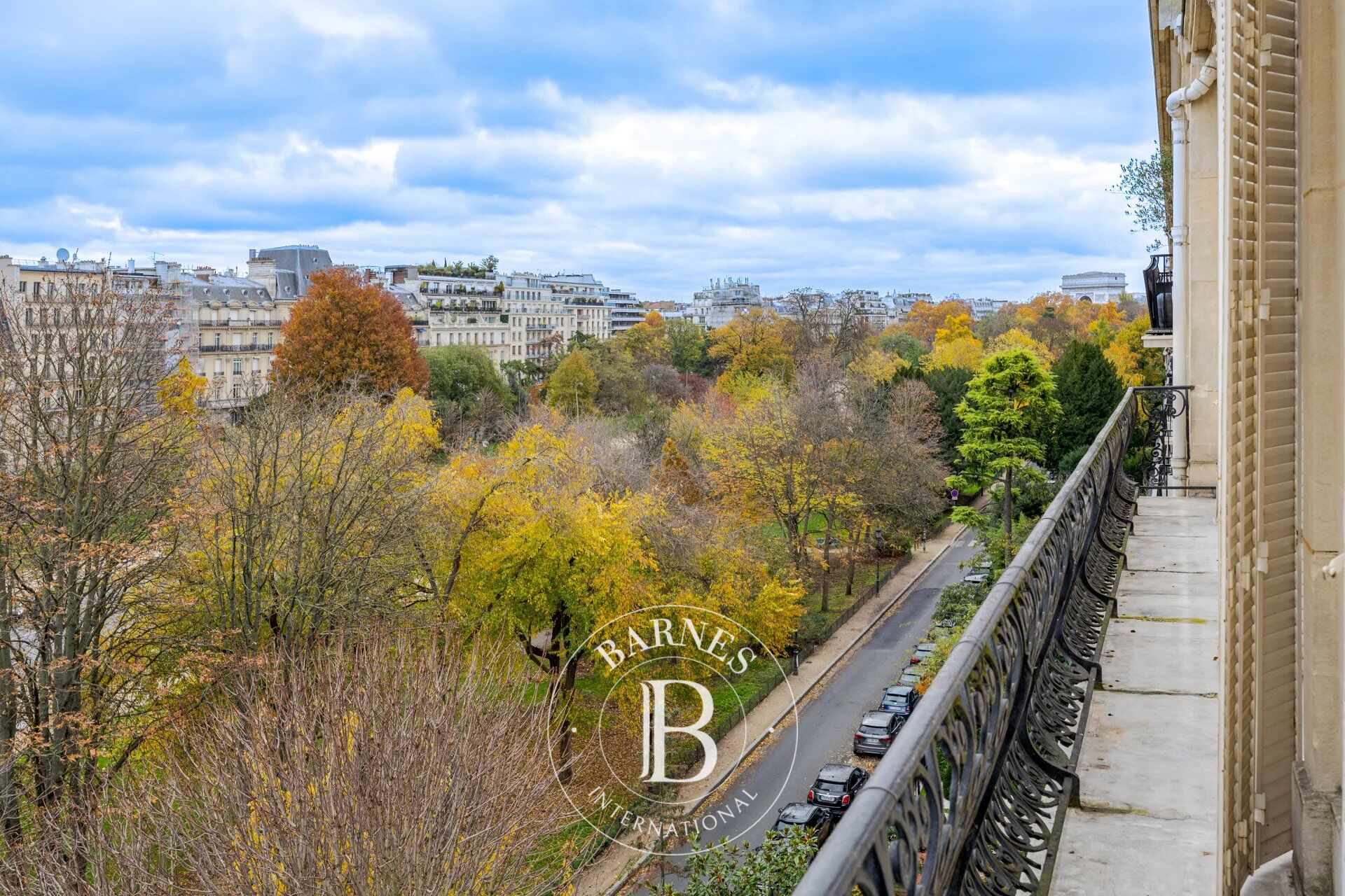 Paris 16 - FOCH - Magnifique pied à terre 2 chambres - picture 2