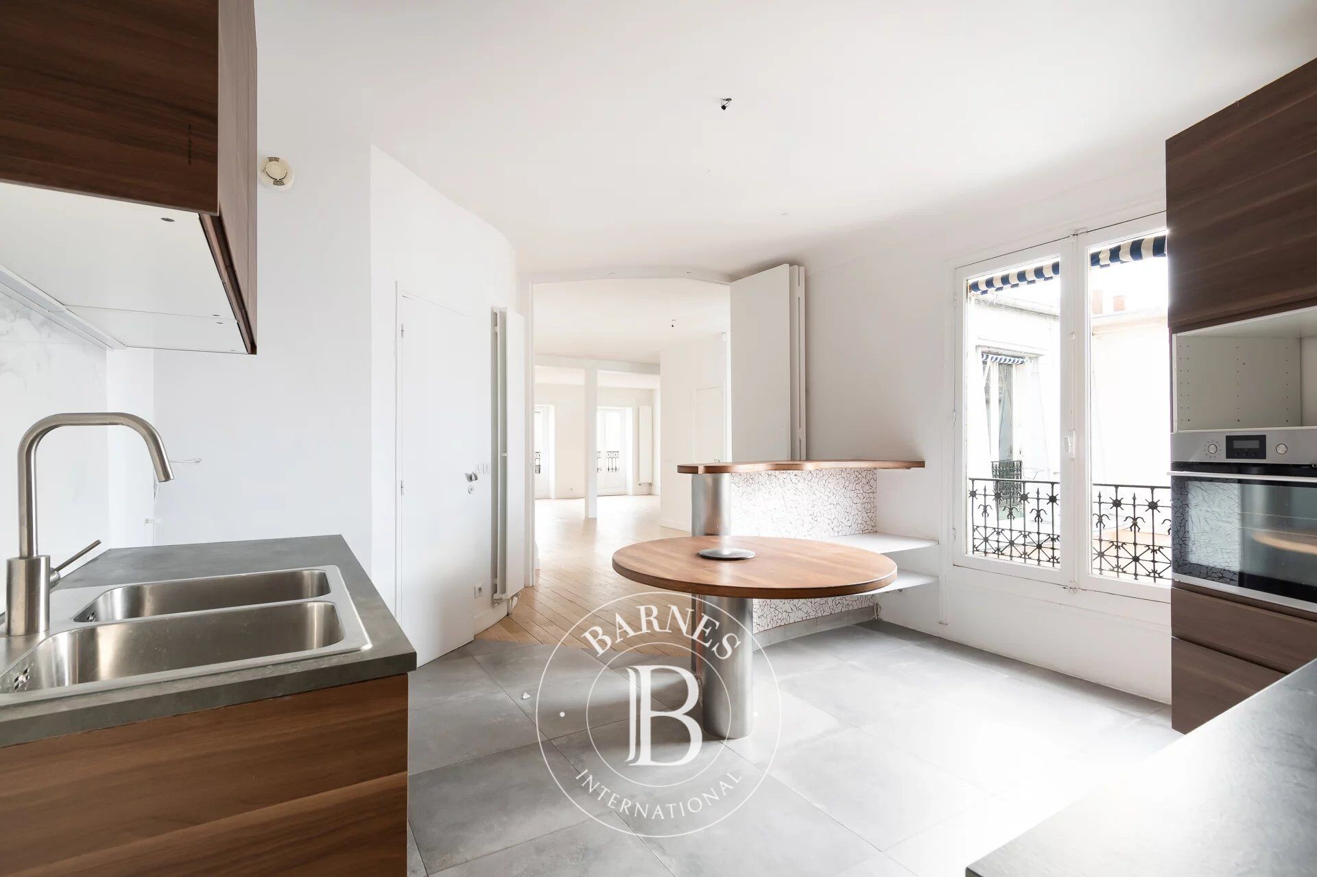 The BARNES rental service presents this property: - picture 3