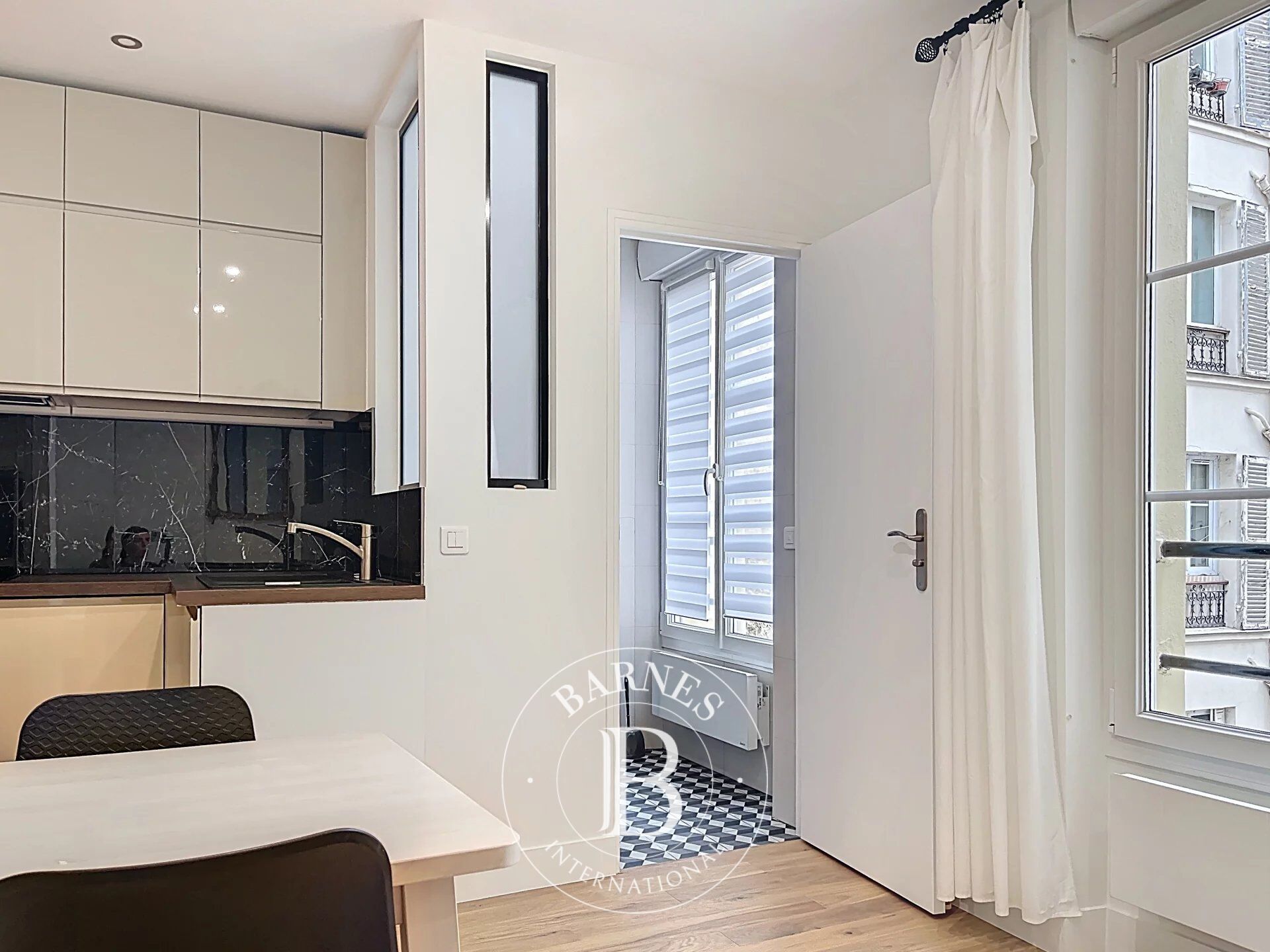 The BARNES rental service presents this property: - picture 2