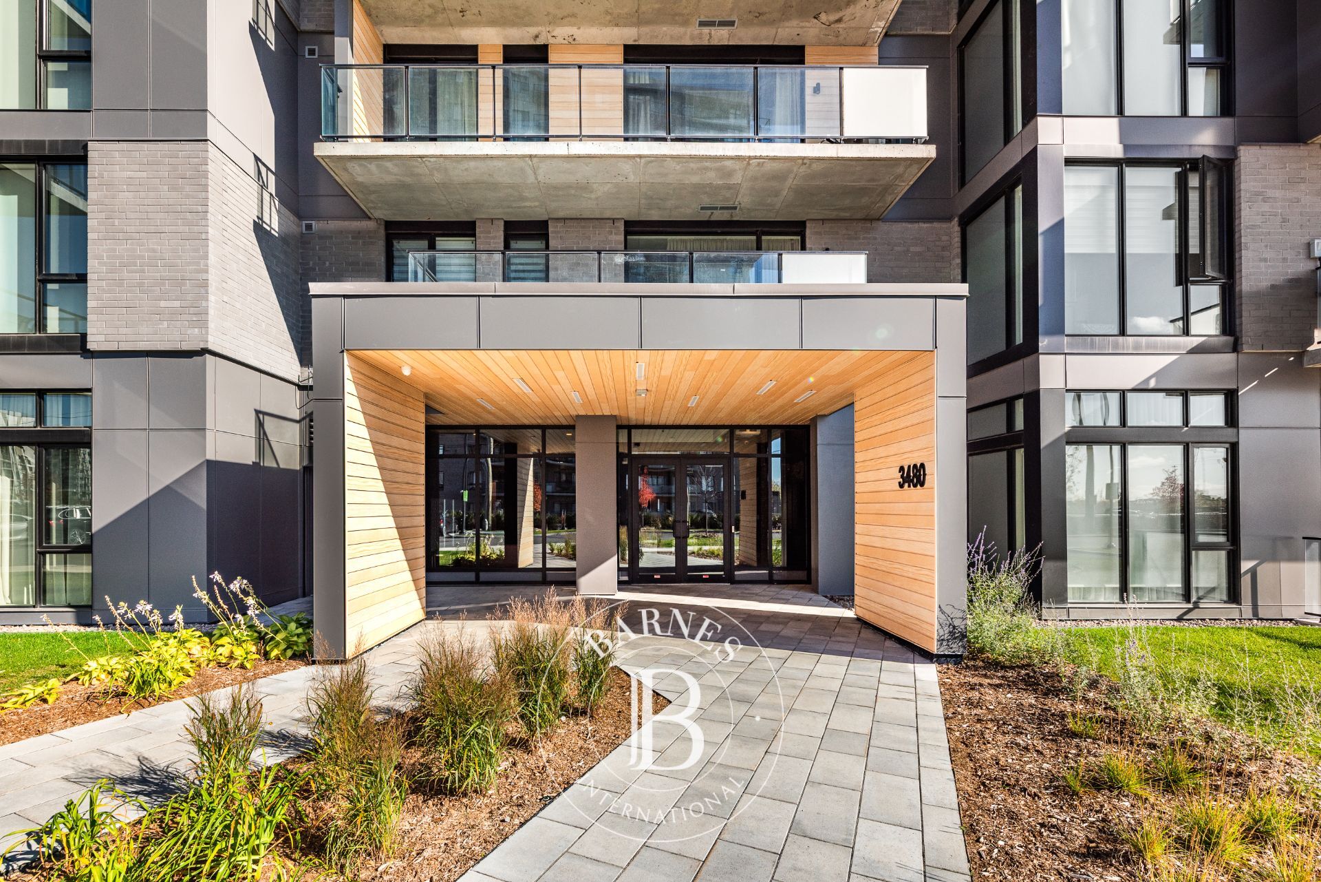 Daire Laval (Chomedey)