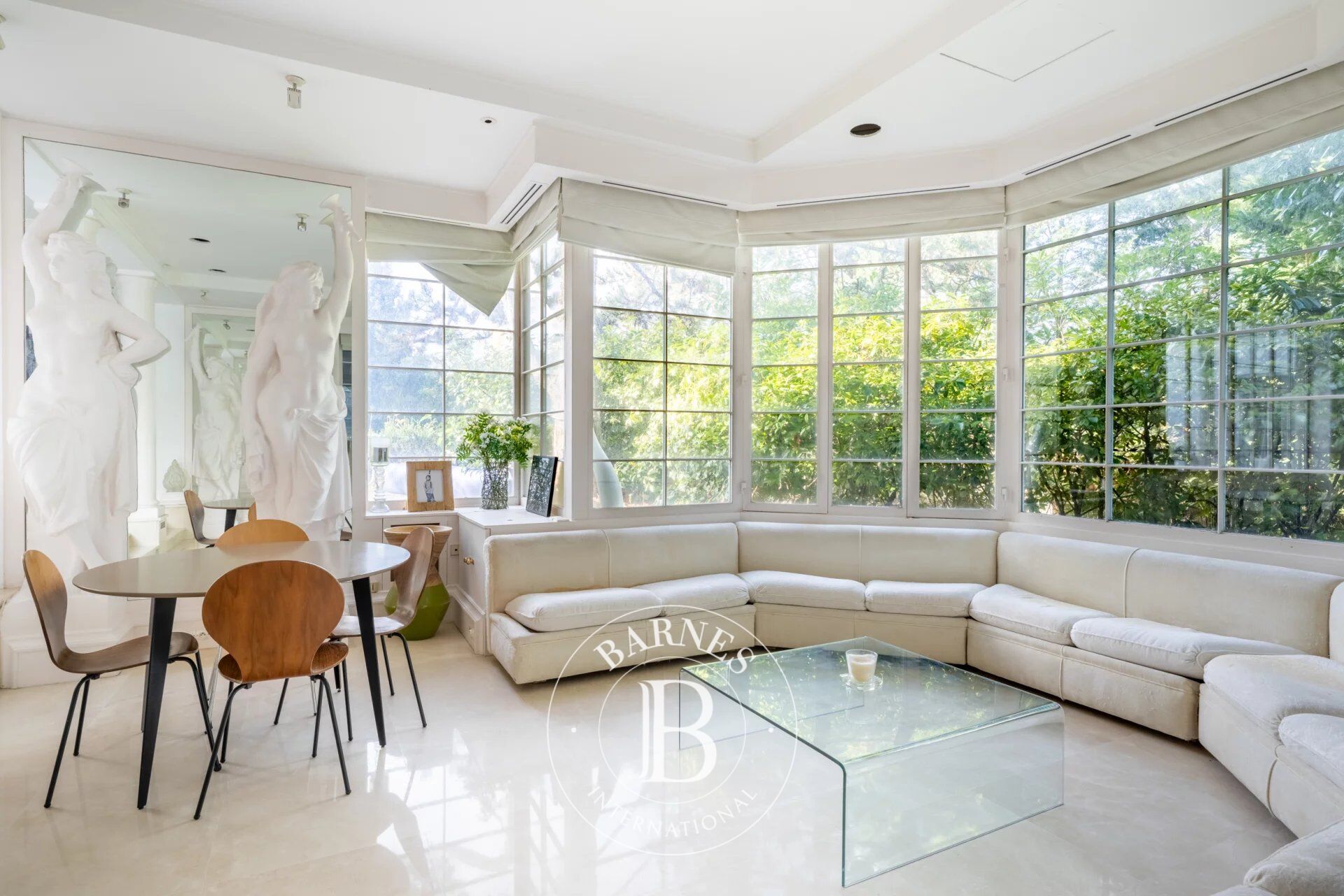 Casa Louveciennes - picture 2