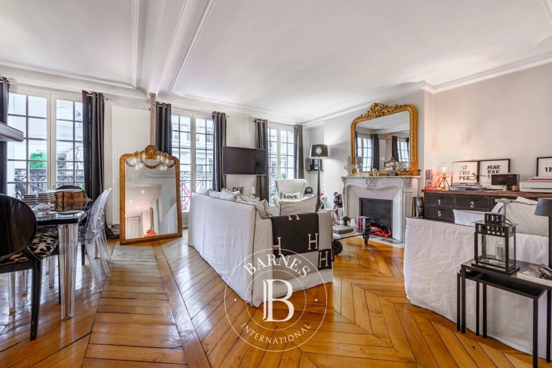 For Sale Apartment | Paris 8ème - picture 3