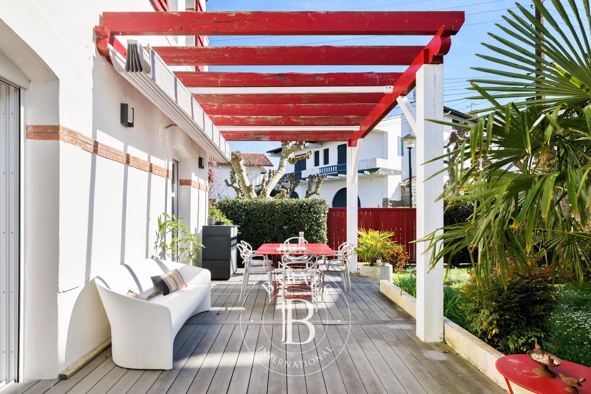 SAINT JEAN DE LUZ, AICE ERROTA, MAISON DE VILLE AVEC JARDIN - picture 3