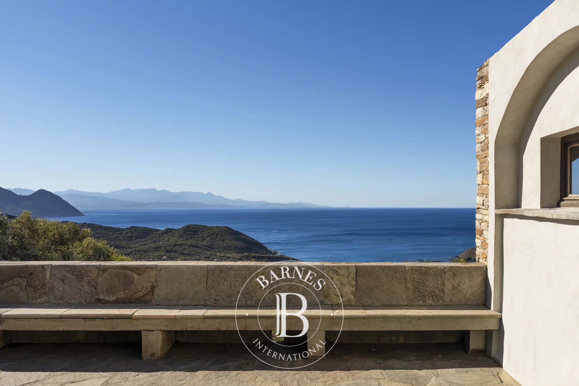 Villa Centuri - picture 2