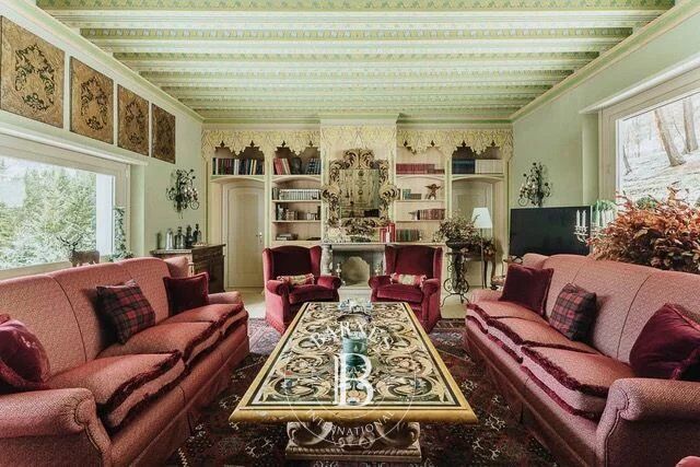 Zu verkaufen, Villa Cortina d'Ampezzo - picture 4