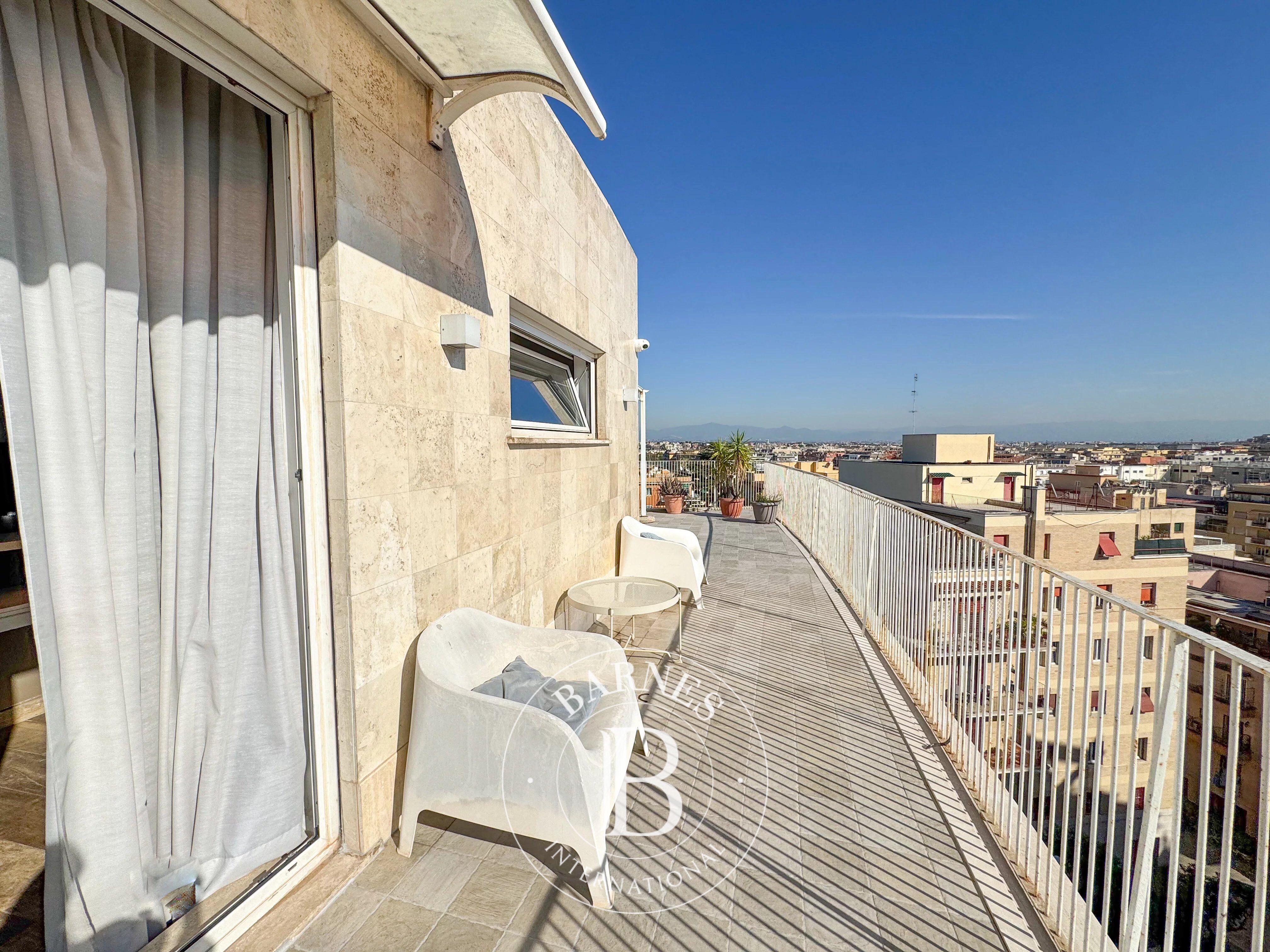 Penthouse Roma - picture 6