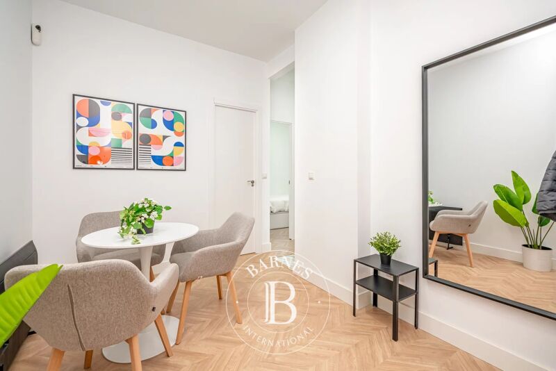 Fully renovated 2-bedroom apartment in Barrio de Salamanca