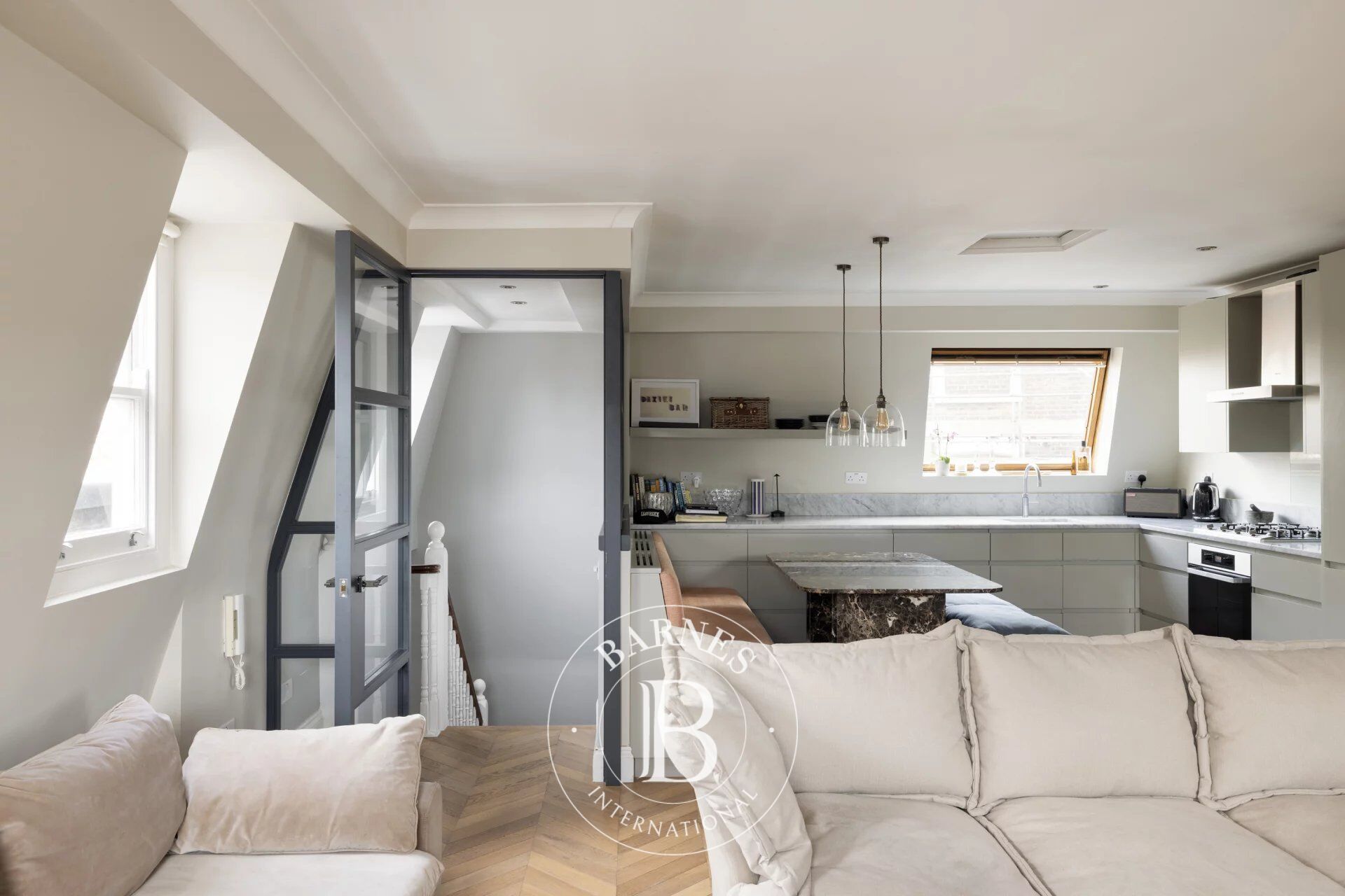 Daire London - picture 4