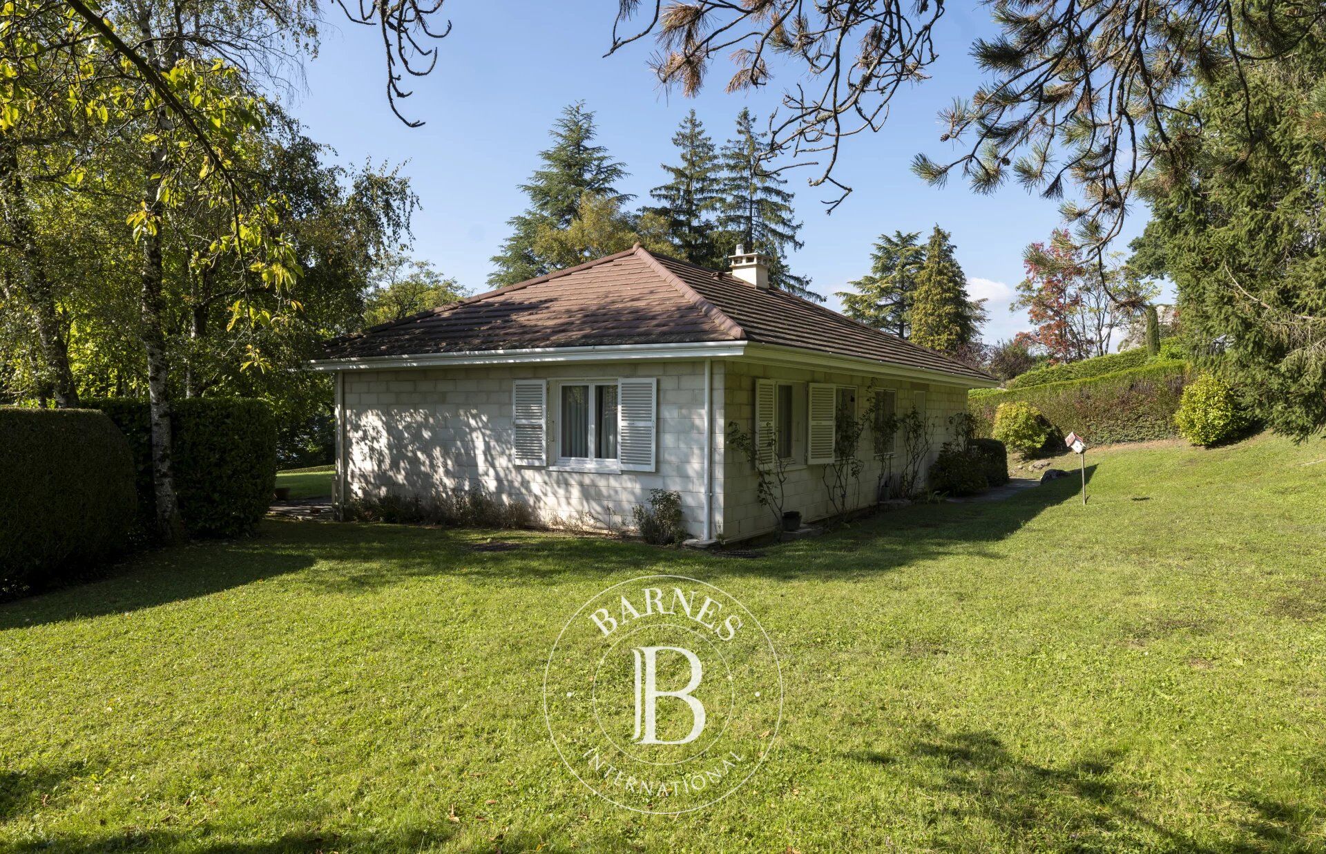 House Veyrier-du-Lac - picture 2