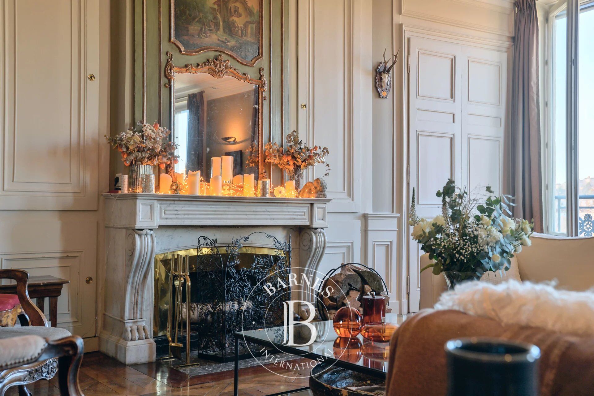 LYON 6 - Duplex apartment of 238.40 sqm - 5 bedrooms - 2 cellars - - picture 2