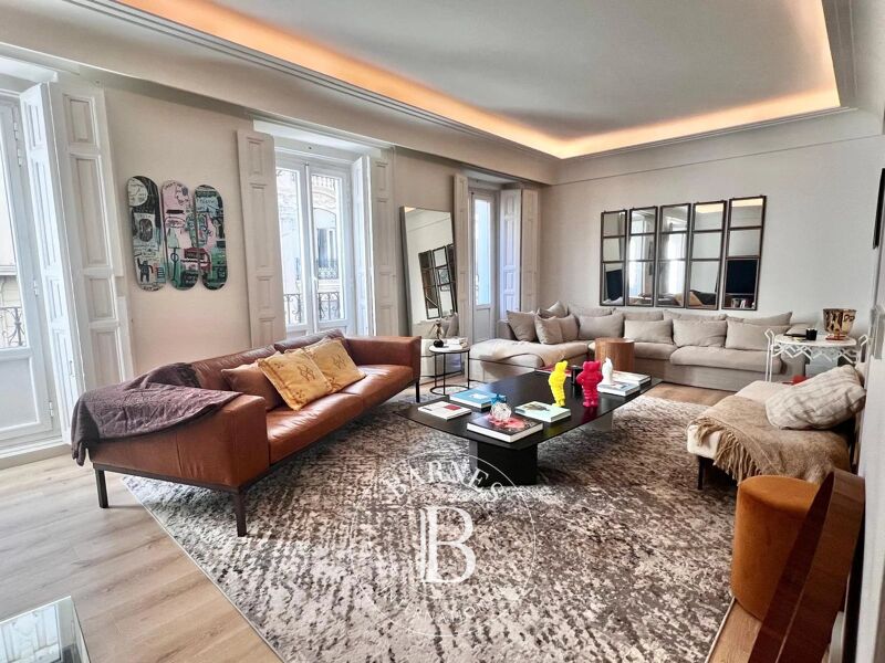 Piso exterior 3 balcones en prime Almagro