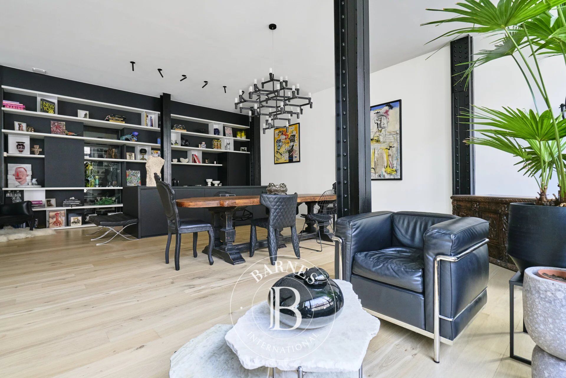 Exceptional loft in the heart of Old Lille - picture 2