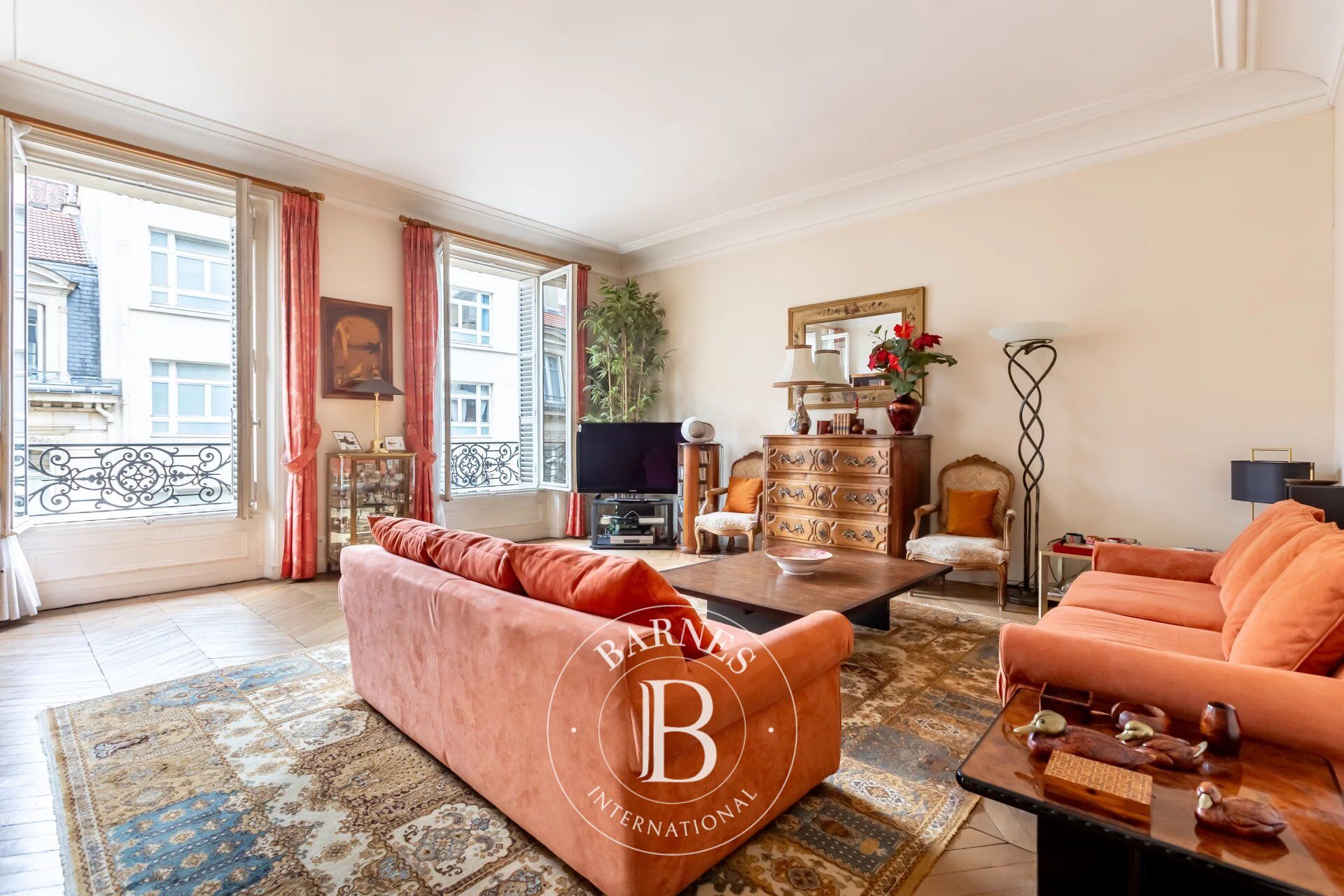 Wohnung Paris 8ème - picture 2