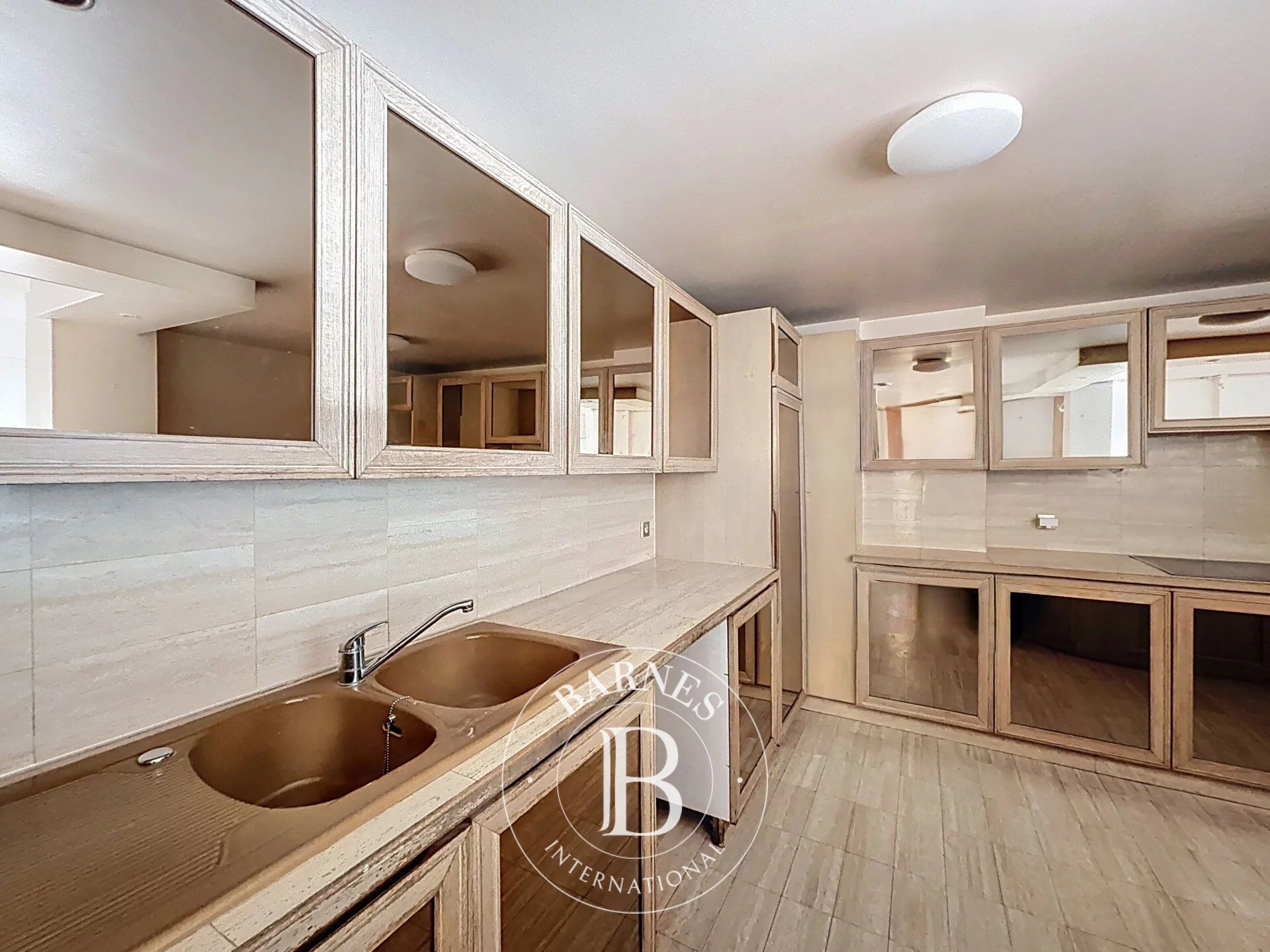 For Rent, Apartment Paris 4ème - picture 4