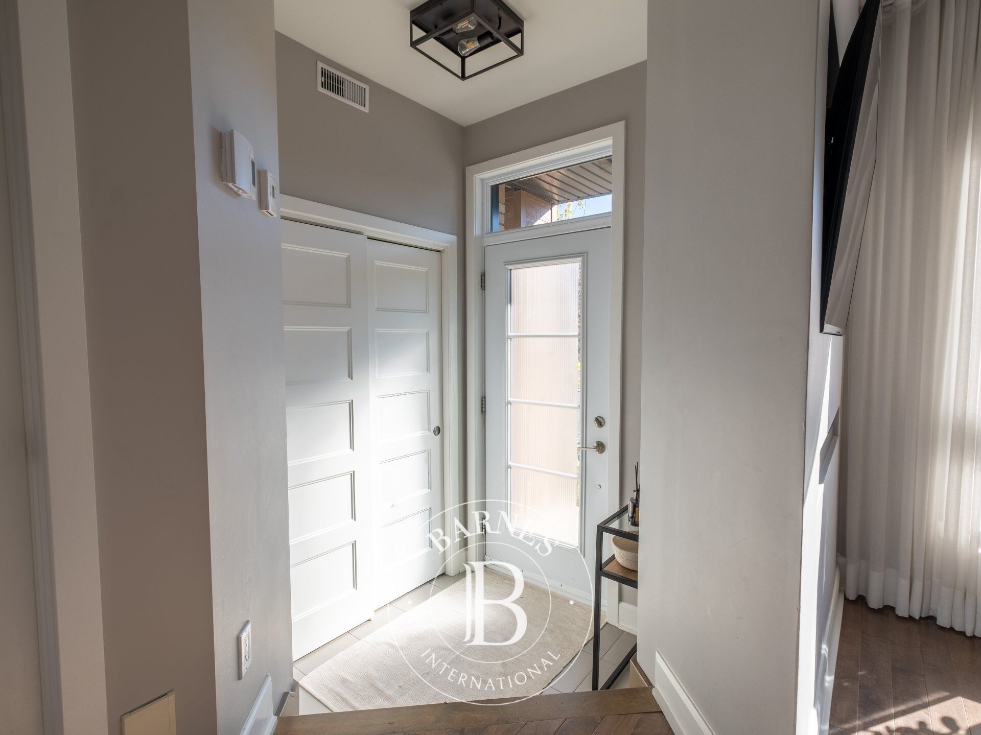 3877 Rue Émiliana-Brosseau  Longueuil (Saint-Hubert) (Montérégie) - picture 2