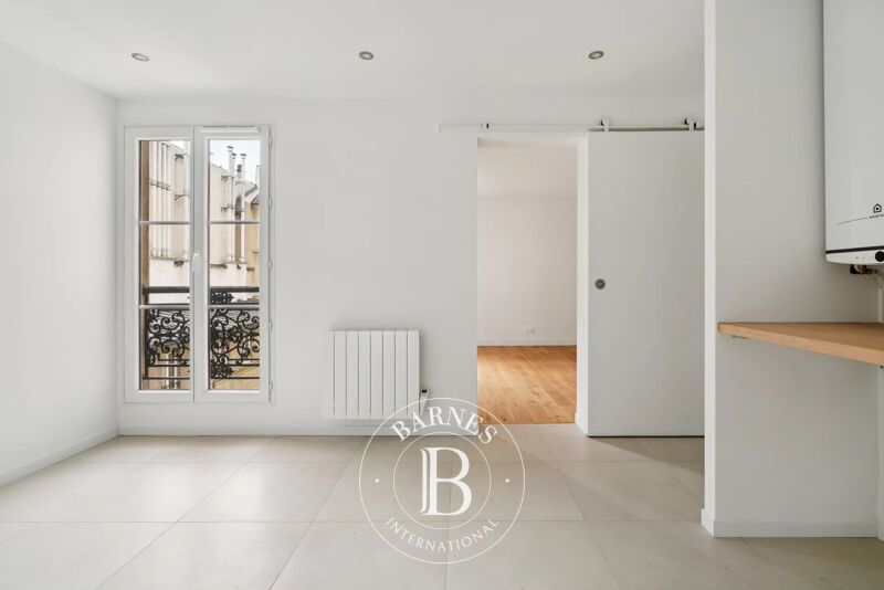 À vendre Appartement | Paris 10ème - picture 2