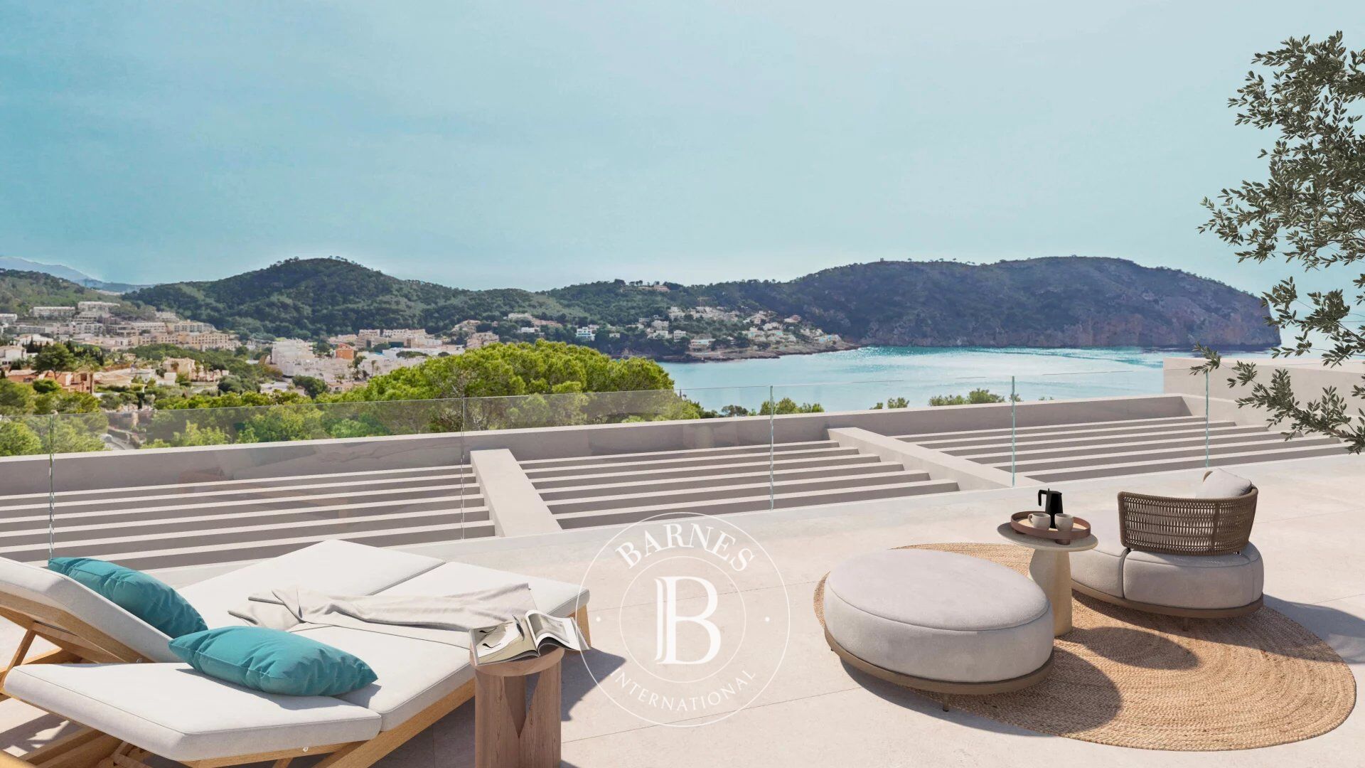 Villa Es Camp de Mar - picture 2