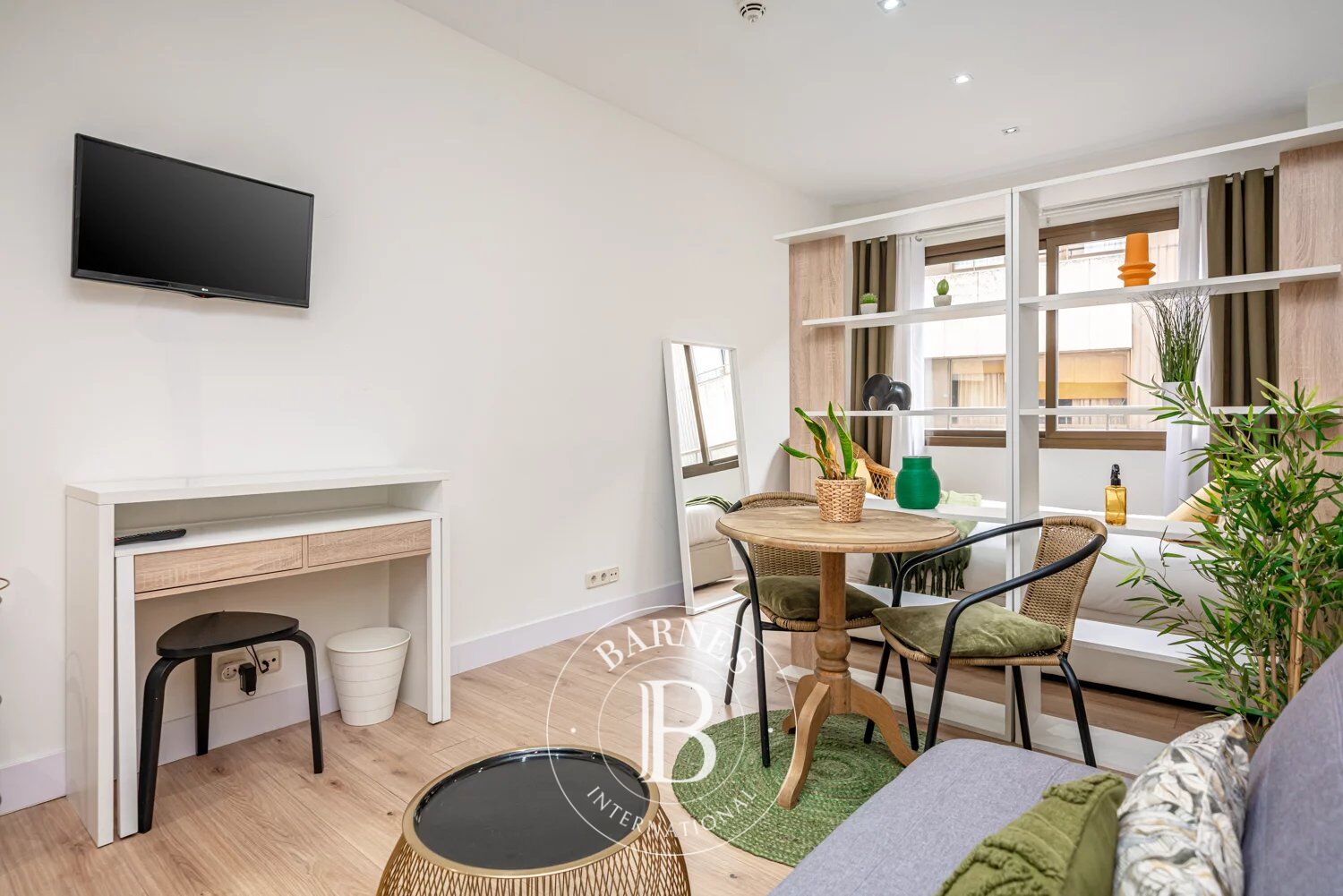 Estudio con Licencia Turística en Recoletos - picture 3