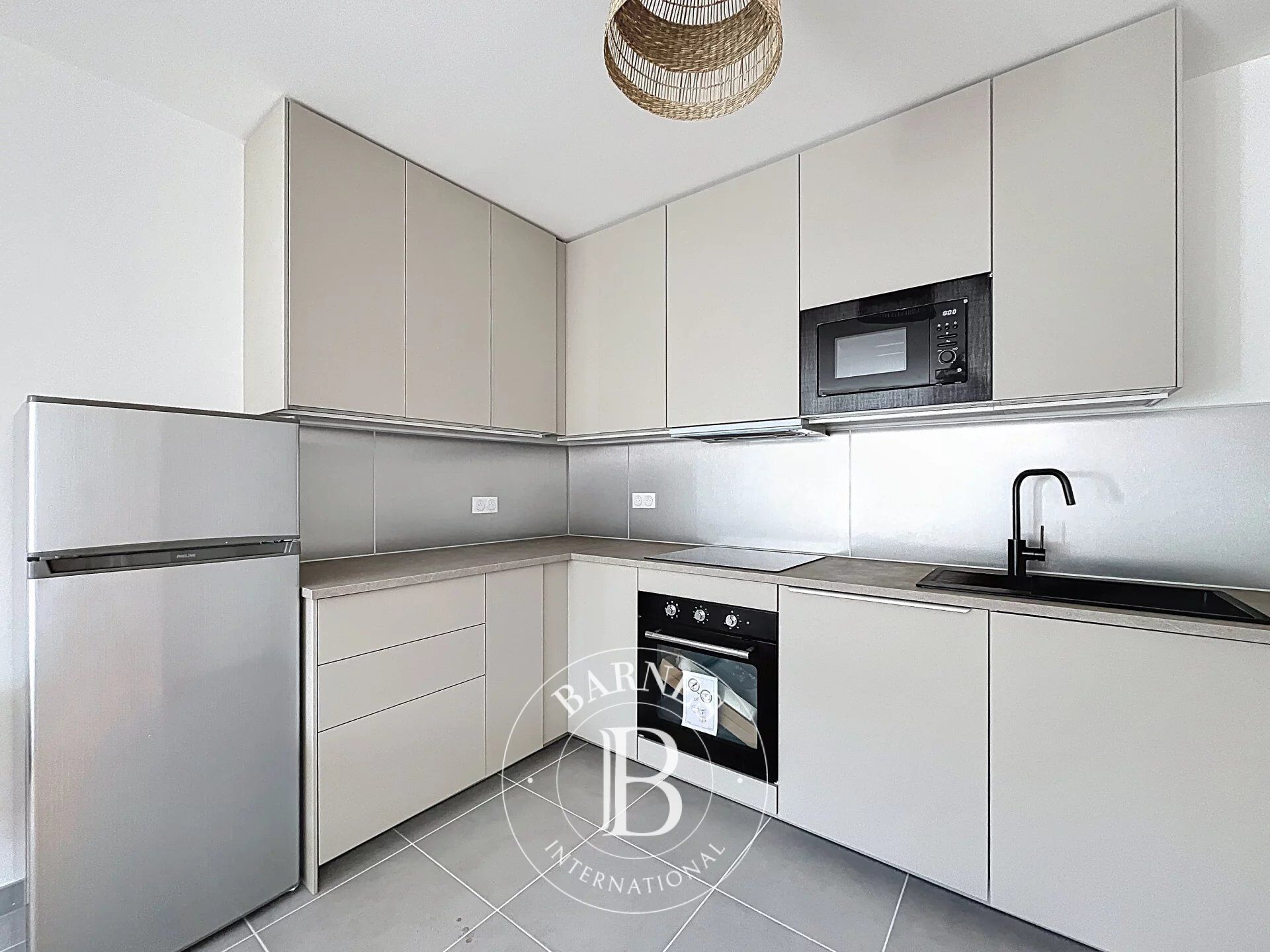 Le service location de la Maison BARNES vous propose ce bien : - picture 3