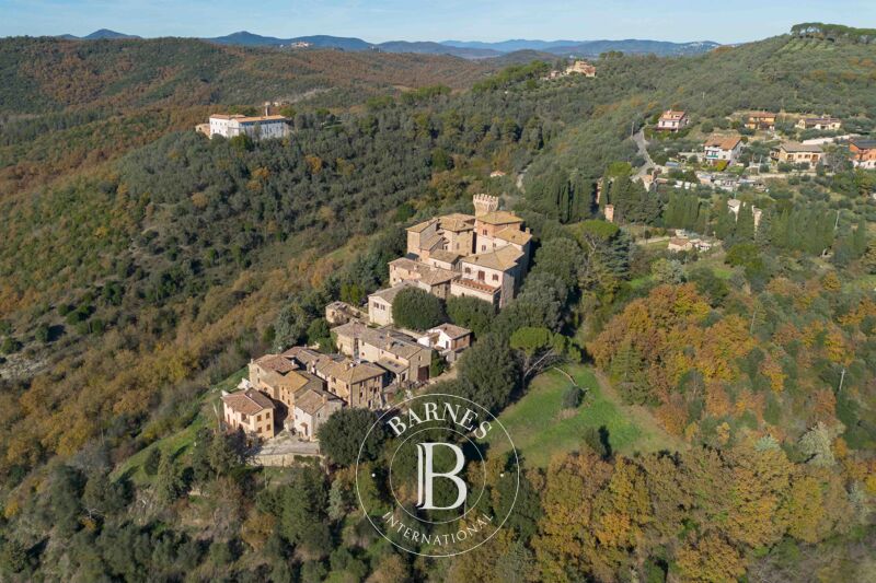 Zu verkaufen, Schloß Marsciano - picture 3