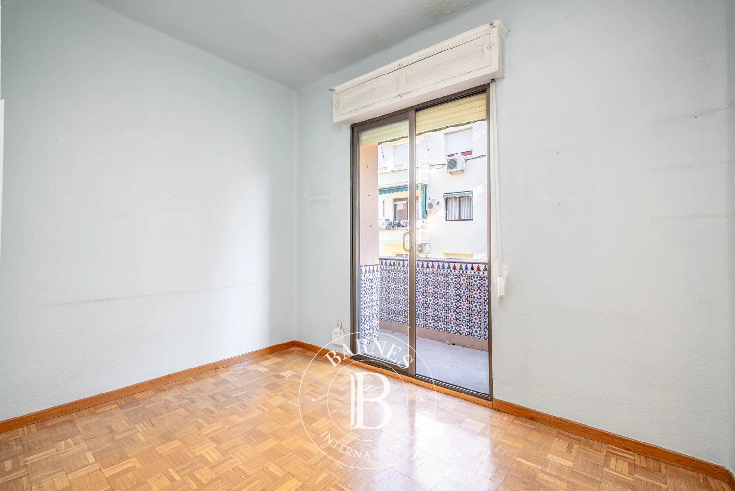 Wohnung mit großem Renovierungs- und Investitionspotenzial im Herzen von Gaztambide – Chamberí - picture 3