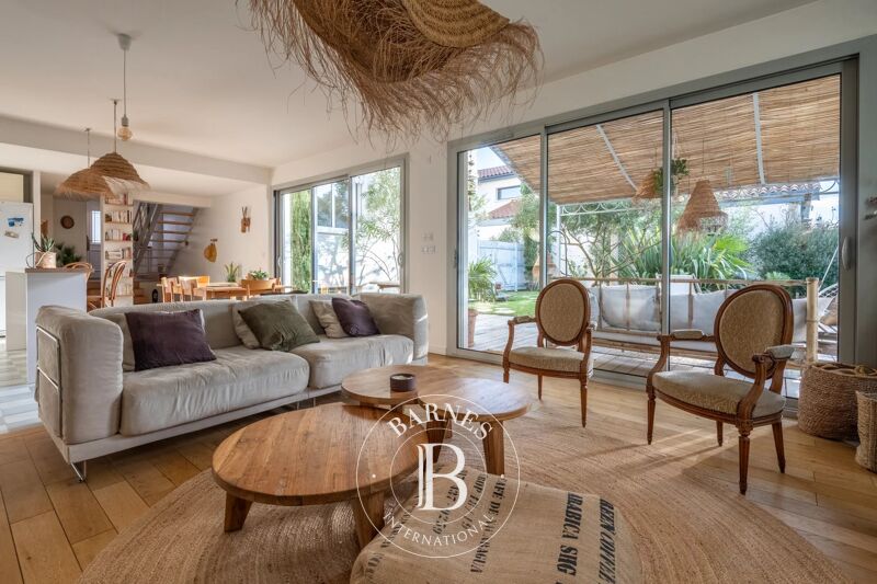 Casa Tassin-la-Demi-Lune