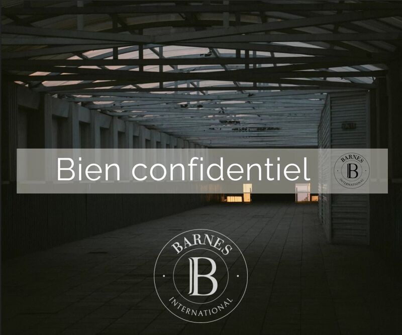 For Sale, Hangar Le Bouscat