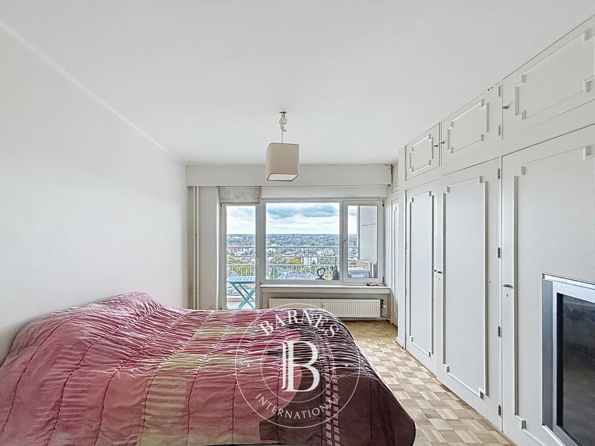 Daire Forest - picture 6