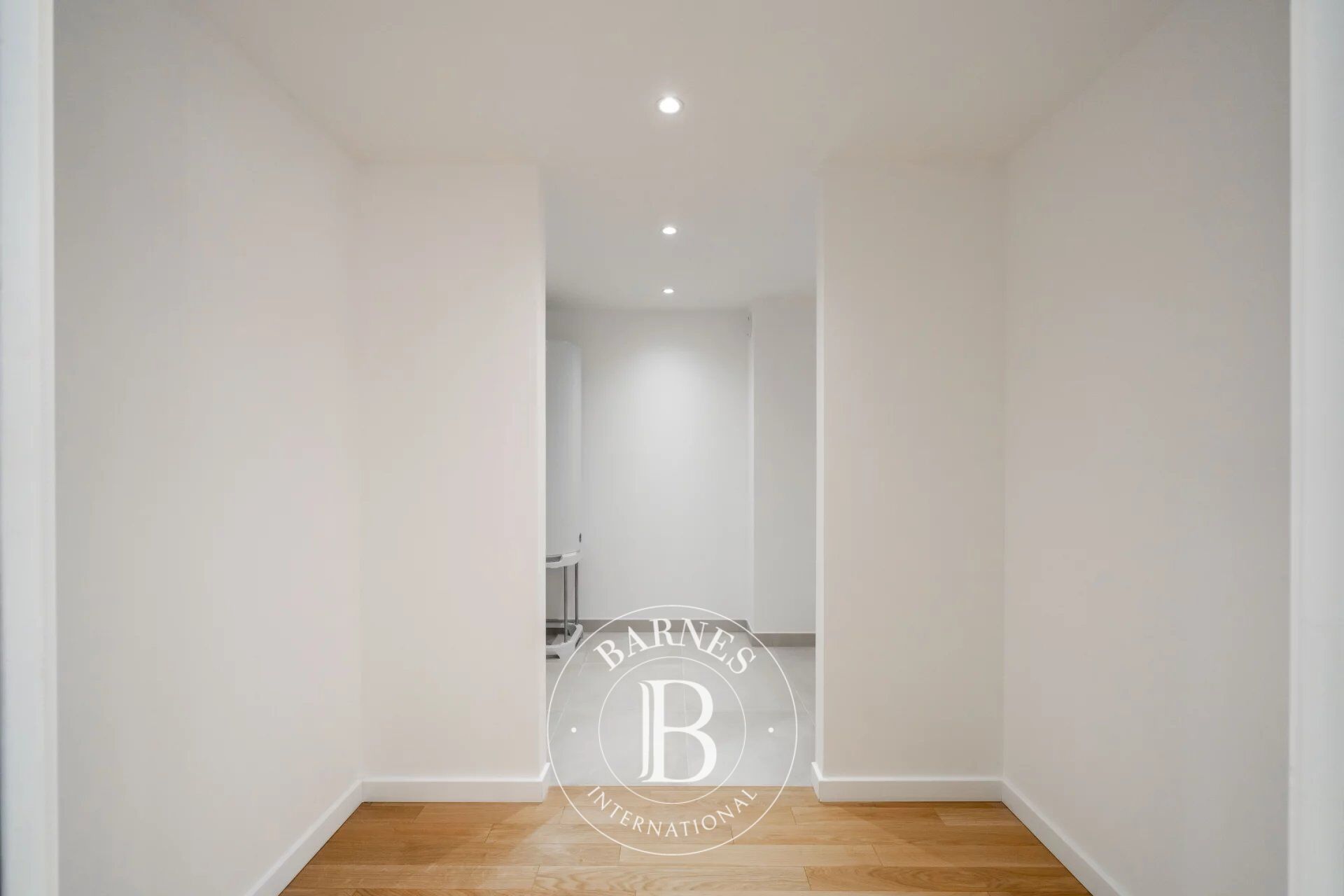 EXCLUSIVITÉ - CANNES ARRIÈRE CROISETTE -  5 PIÈCES - BALCON - APERÇU MER - DERNIER ETAGE - picture 3