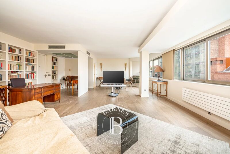 Appartamento di Lusso in Affitto ad Almagro Chamberí