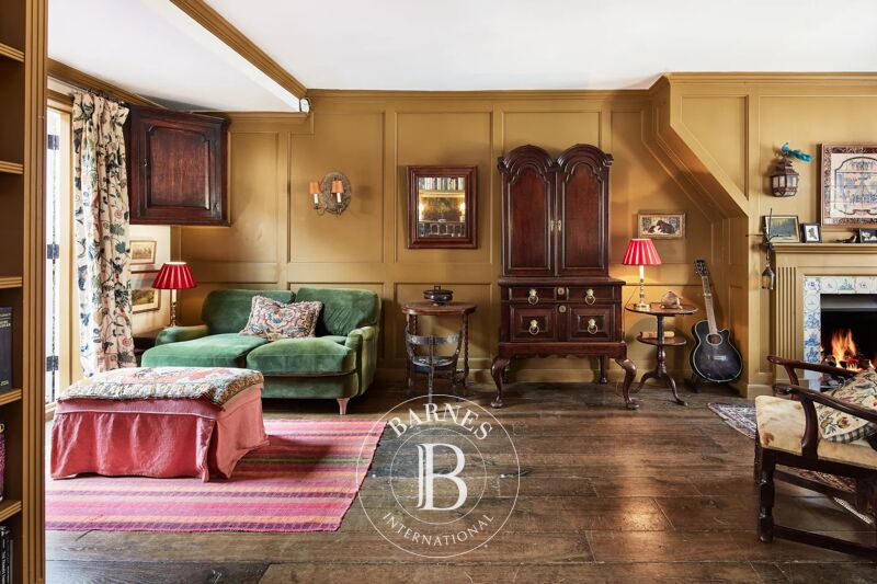 For Rent House | Kensington - picture 1