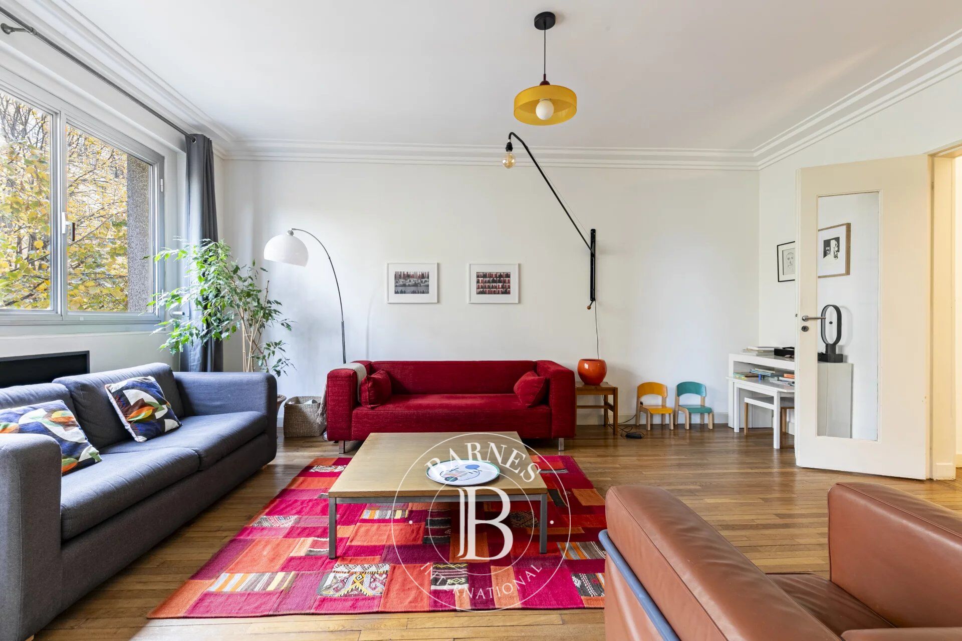 BARNES Paris 15/ JAVEL Bel appartement de 2 chambres/ Possibilité 4 - Immeuble Art Déco - picture 3