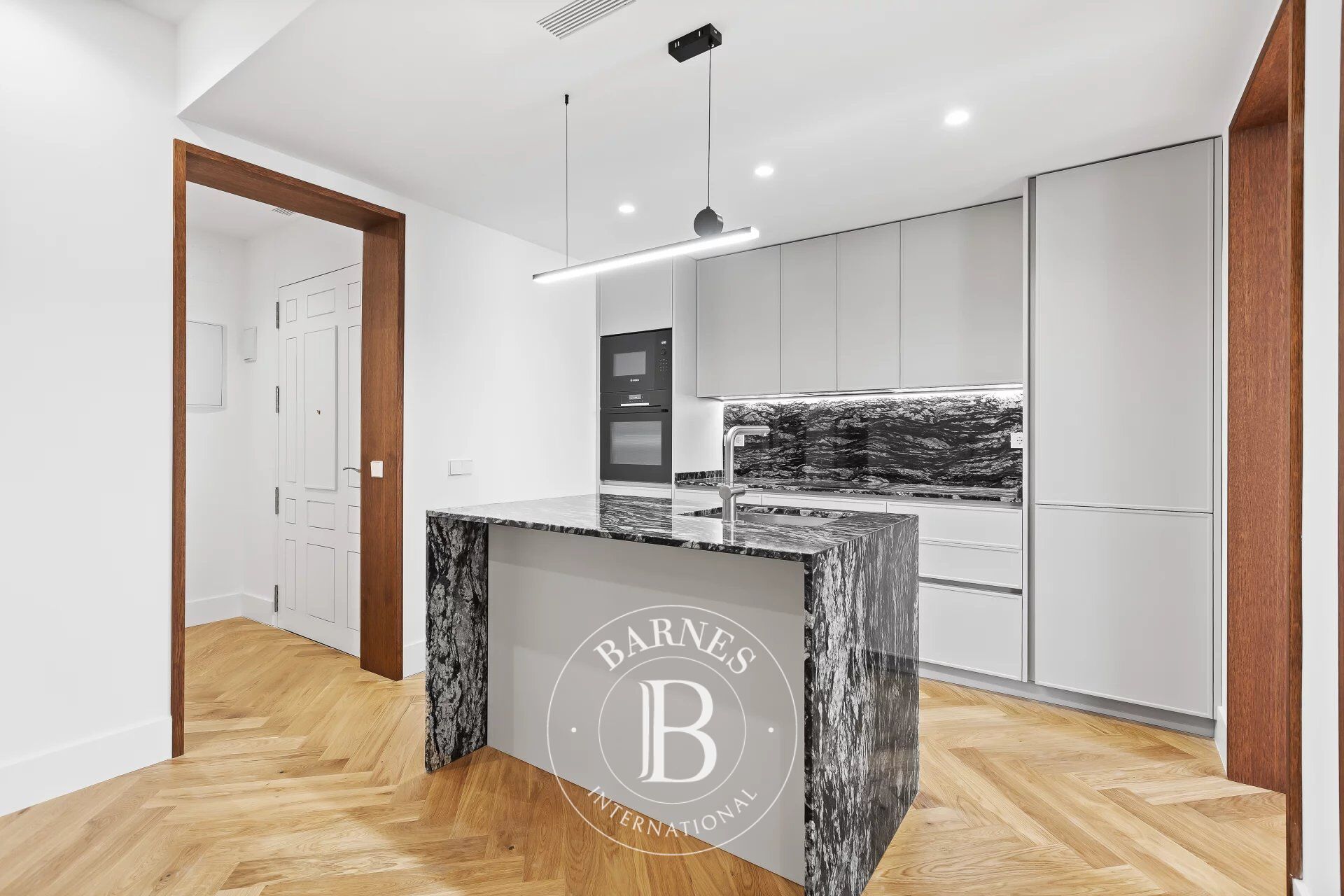 Daire Madrid - picture 4