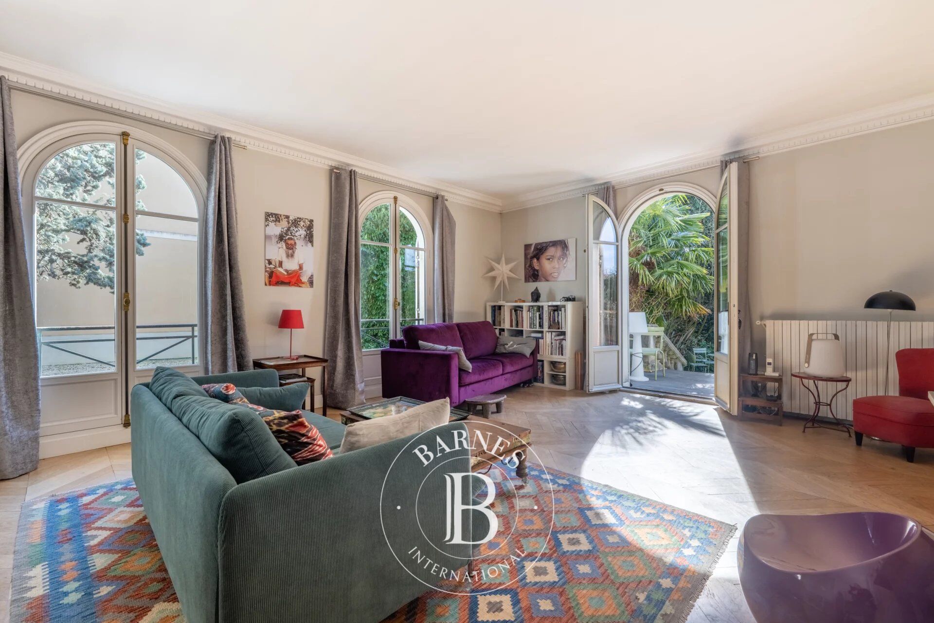 Early 20th-century property with great character - 309m² (3,326 sq ft) - 6/7 bedrooms - Separate studio apartment - 924m² (9,946 sq ft) plot - 5-minute walk from Rive Droite station - picture 3
