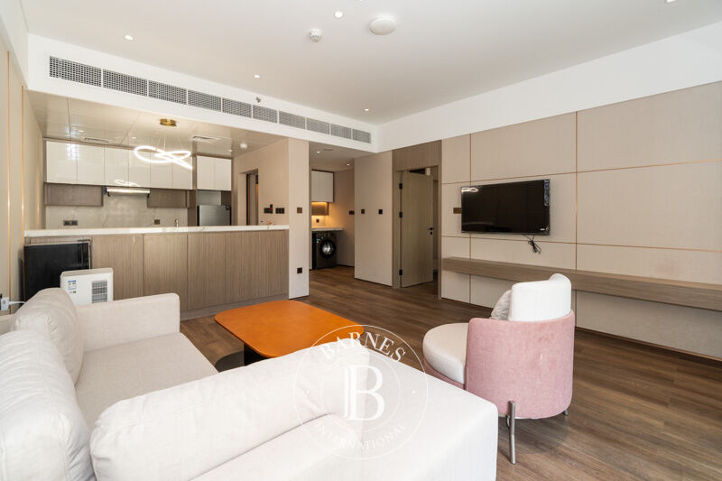 1 Bedroom Apartment to rent in Greens - picture 2