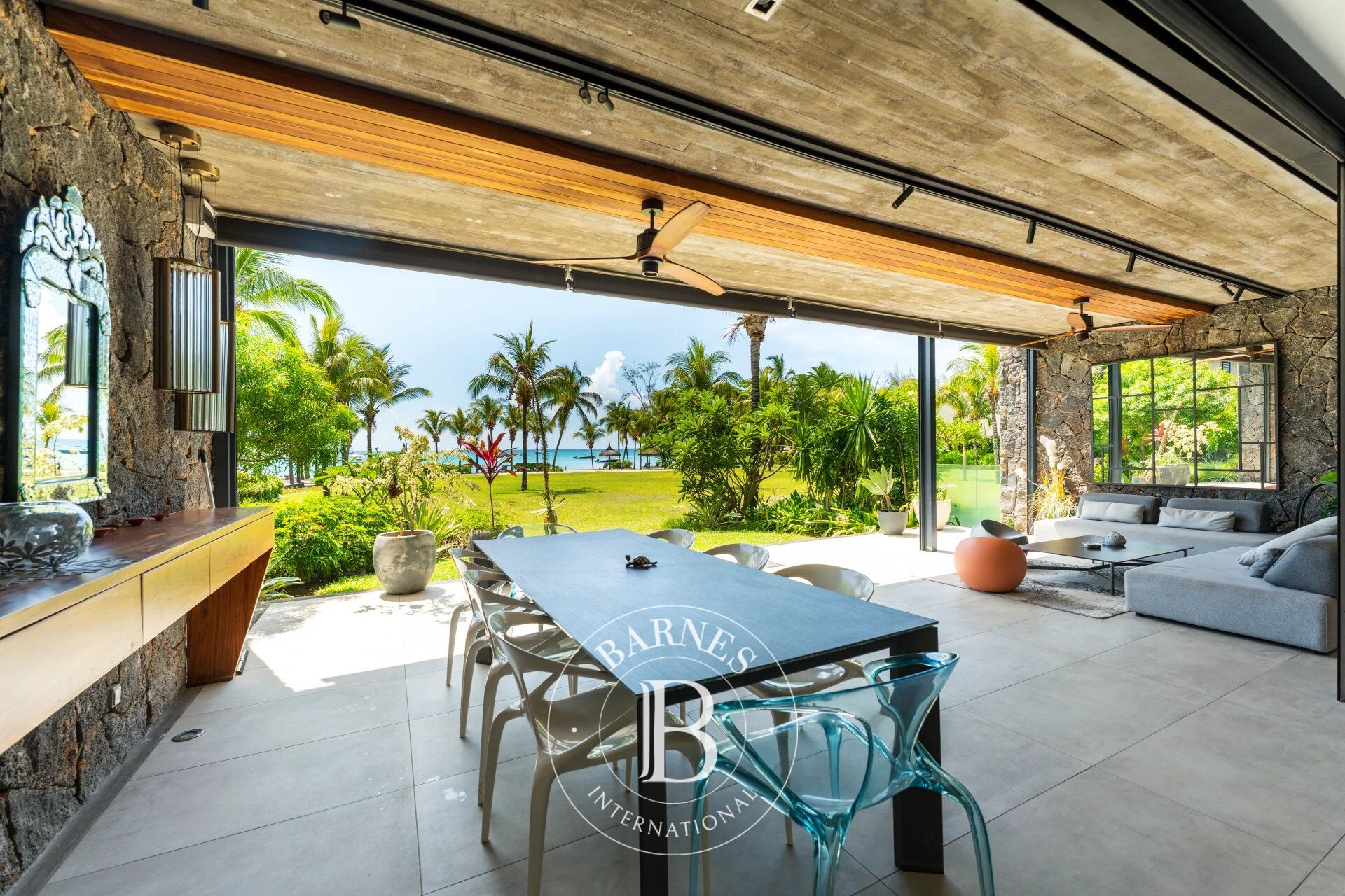 GRAND BAIE - Appartement en bord de mer - 3 chambres - picture 1