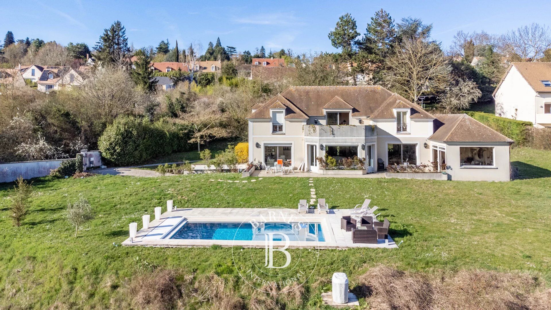 Haus Chambourcy - picture 1